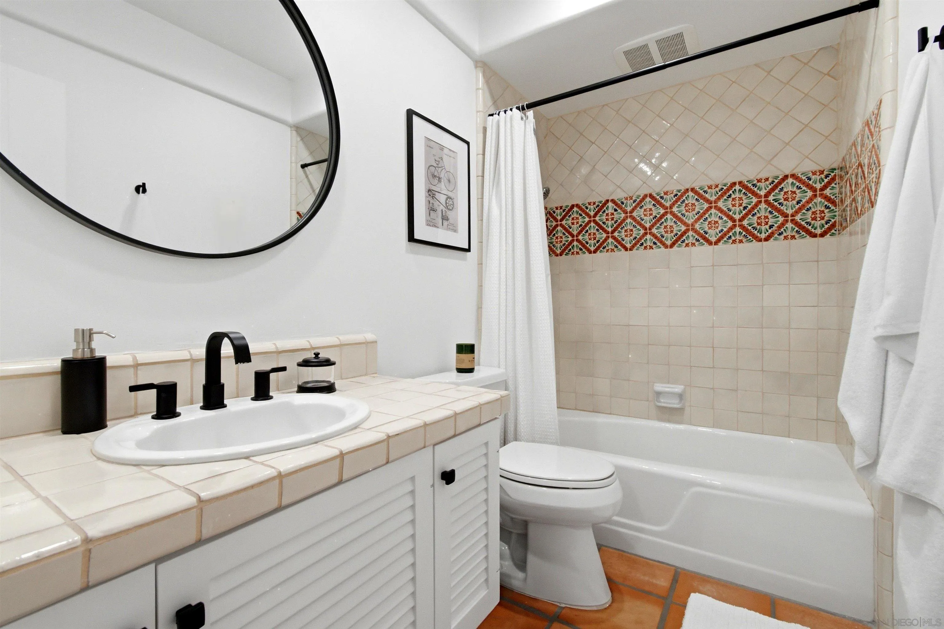 https://cdn.realtyfeed.com/cdn/127/260024648/2ce402d981733828cd82632f873577f3.webp