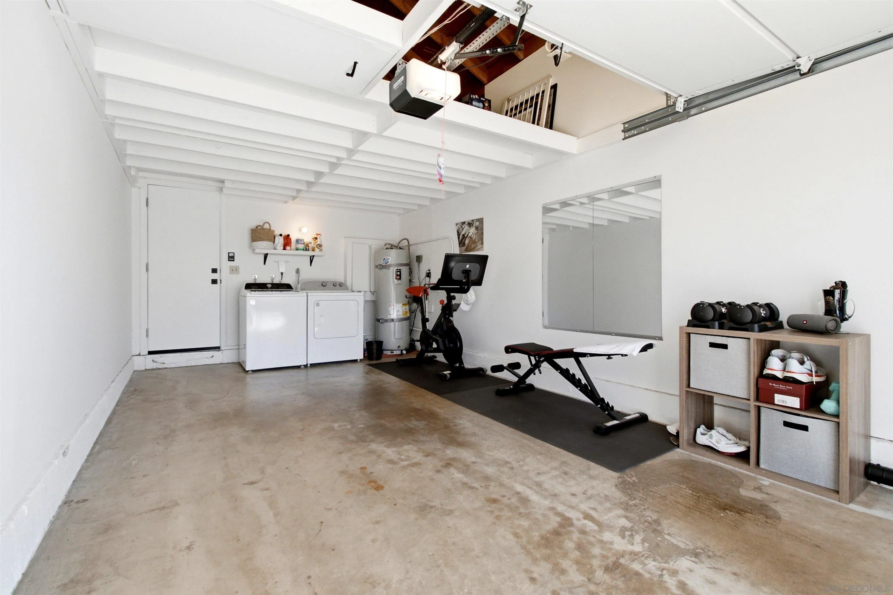 https://cdn.realtyfeed.com/cdn/127/260024648/9f4dc9eedffdaf2dac30283fdc59690c.webp