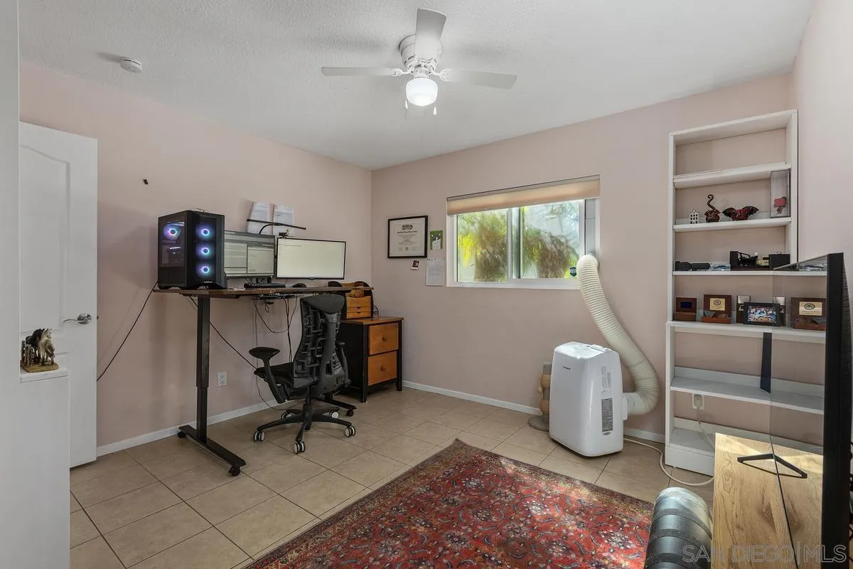 https://cdn.realtyfeed.com/cdn/127/260024650/a13ae4bf82024daf27fffce806bd79f5.webp
