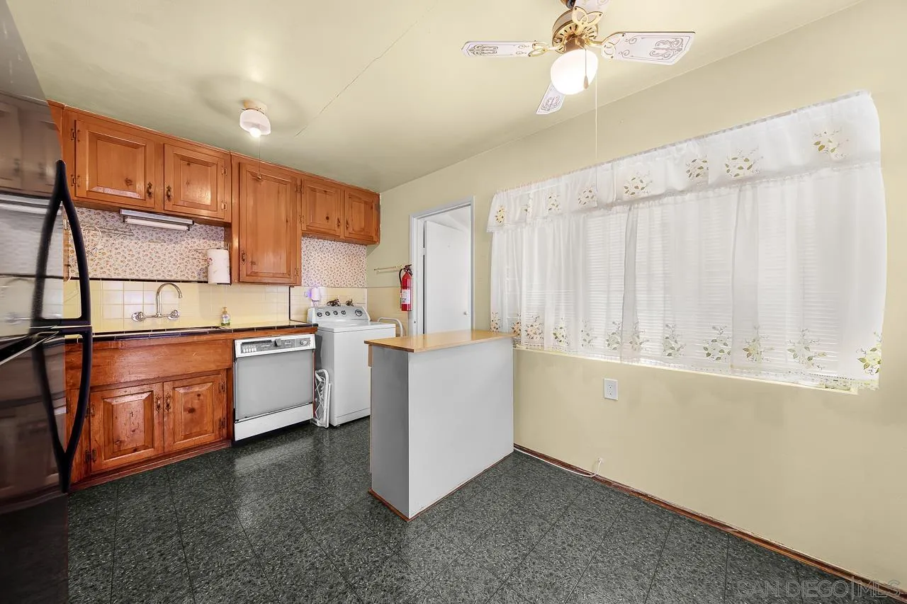3719-21 Clinton St, San Diego, CA 92113, photo 33
