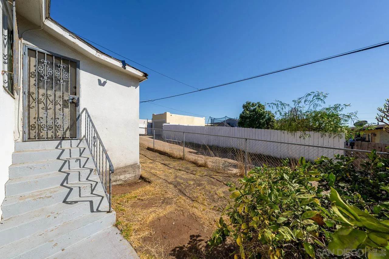 3719-21 Clinton St, San Diego, CA 92113, photo 48
