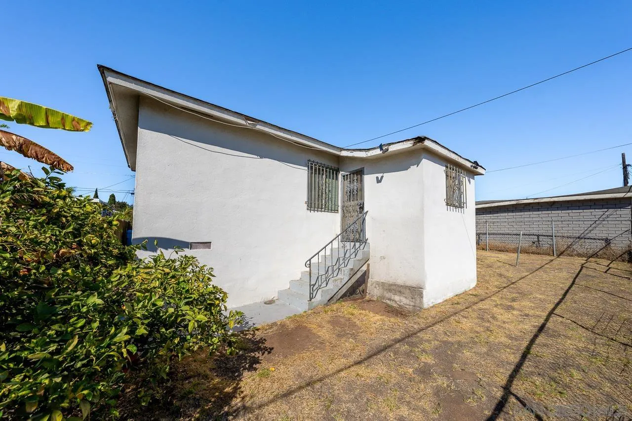 3719-21 Clinton St, San Diego, CA 92113, photo 45
