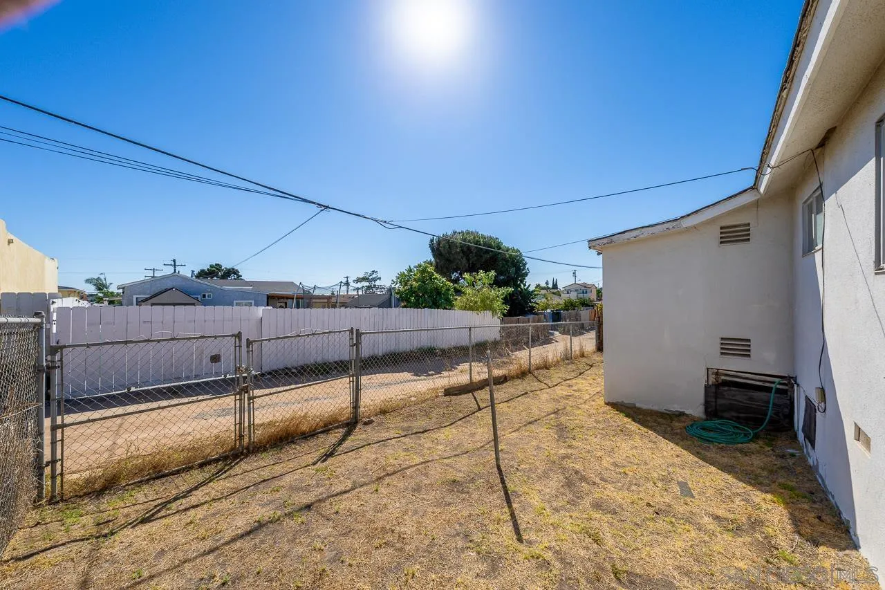 3719-21 Clinton St, San Diego, CA 92113, photo 47