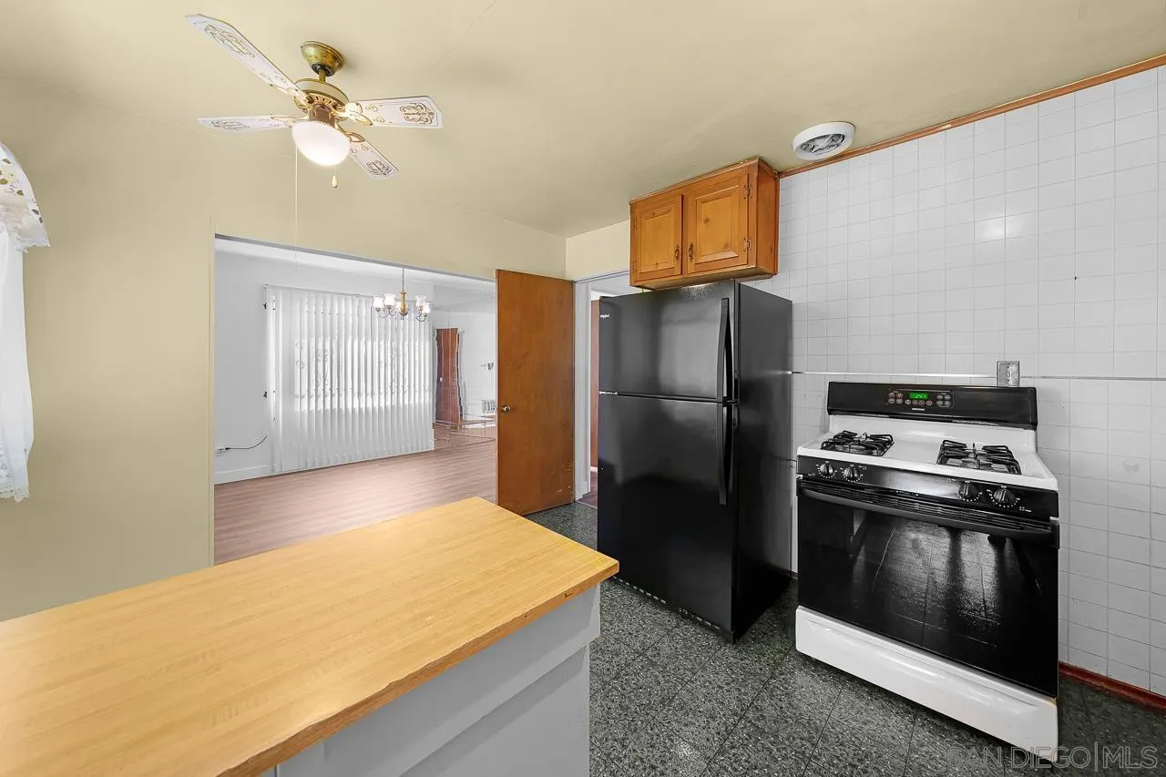 3719-21 Clinton St, San Diego, CA 92113, photo 36