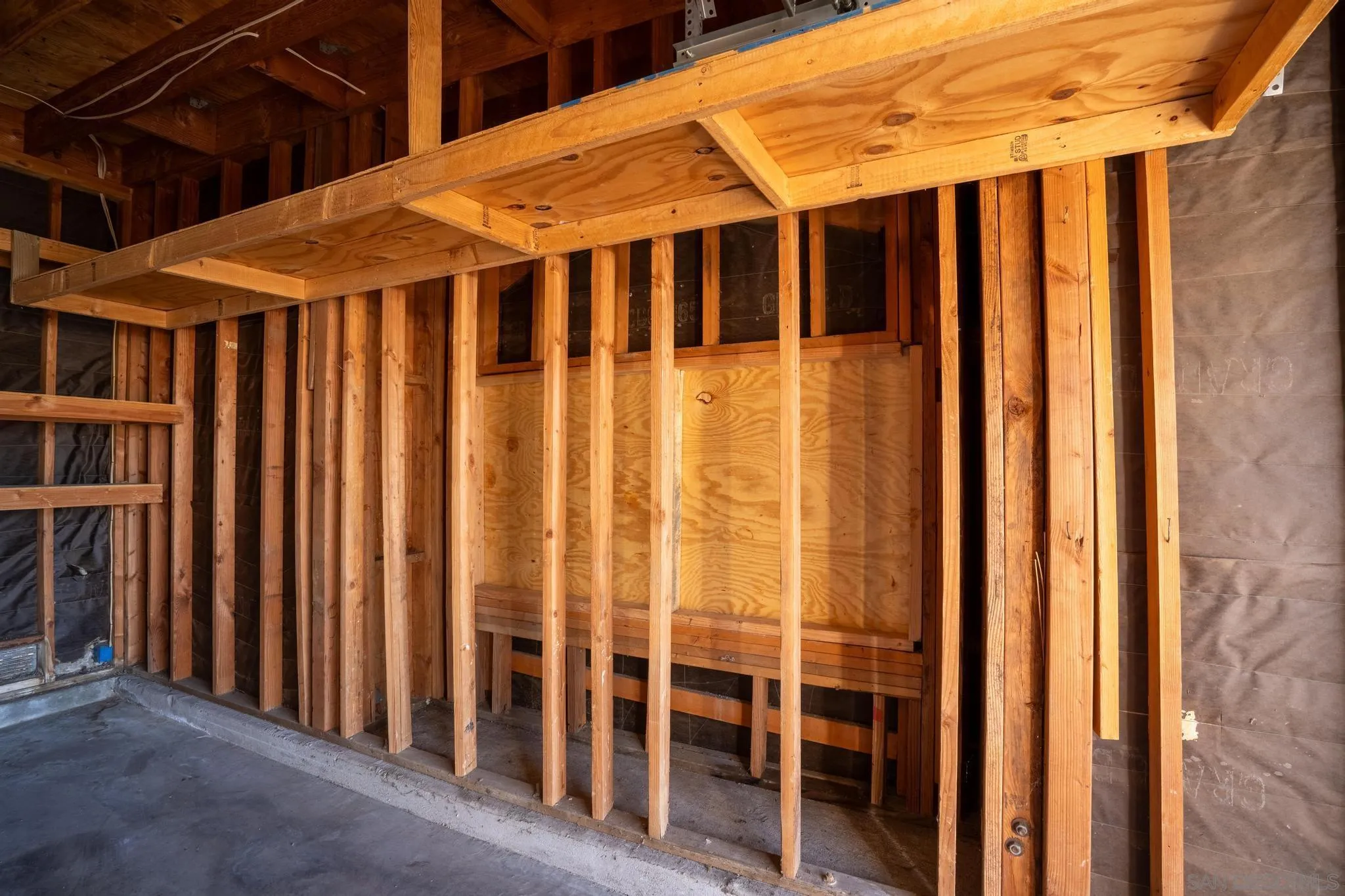 https://cdn.realtyfeed.com/cdn/127/260024674/6fdf8797da6ca6c724ce2196ea60116d.webp