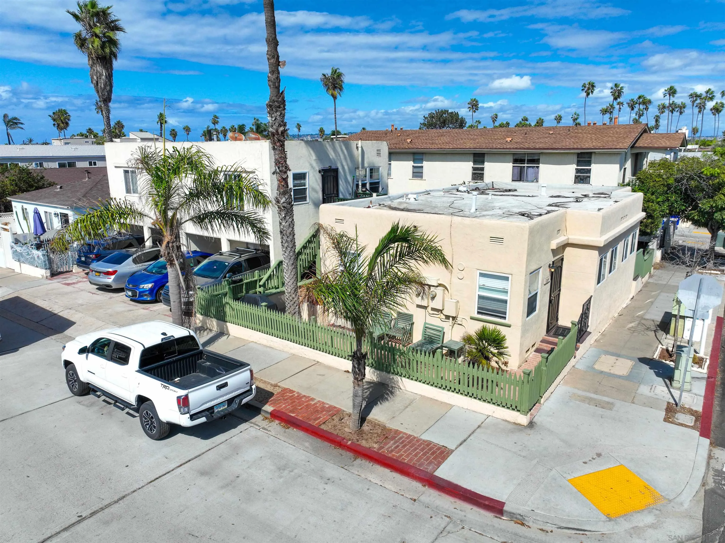 2104-06 Abbott St., San Diego, CA 92107, photo 12