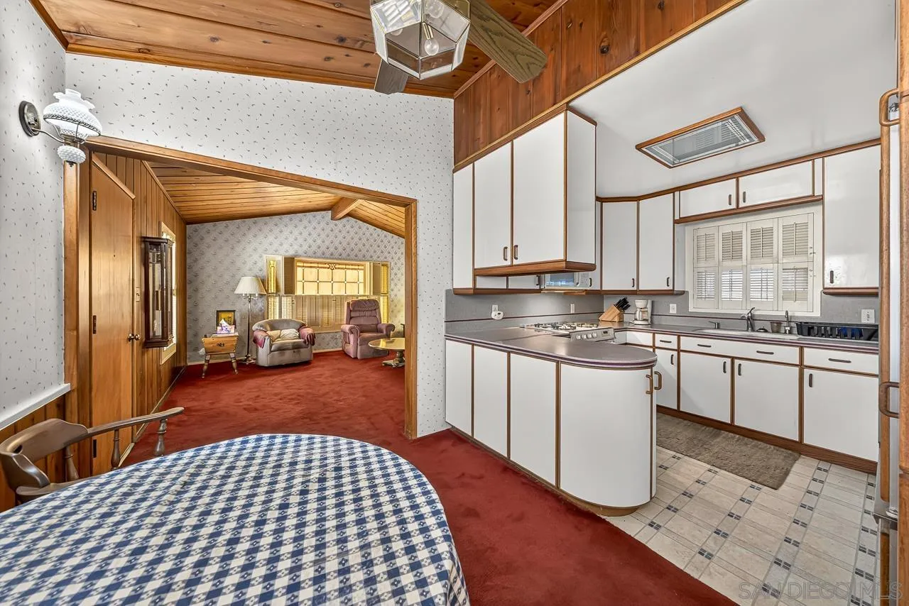 https://cdn.realtyfeed.com/cdn/127/260024697/03c233cdde84fc763fe1dfd8460e30ec.webp
