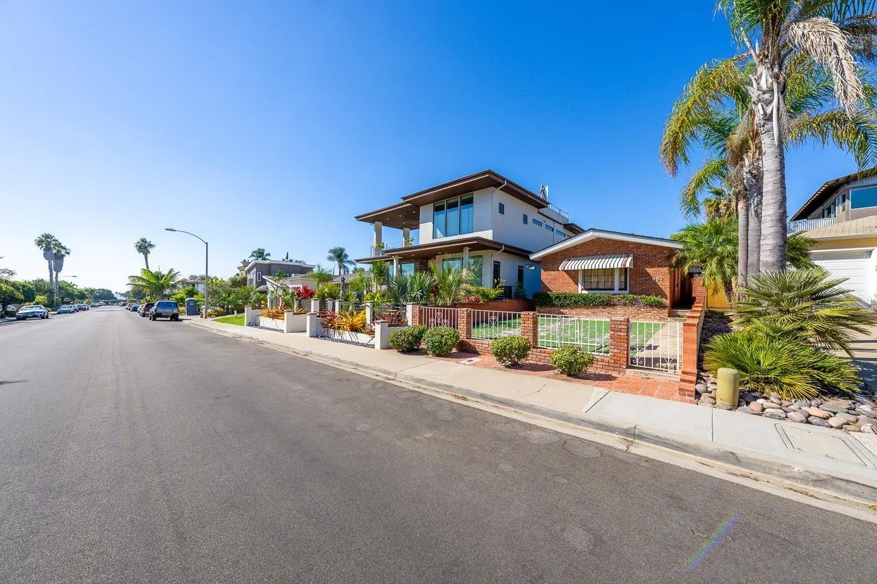 https://cdn.realtyfeed.com/cdn/127/260024697/1a55aabd119e8f0732efee20ba184bb5.webp