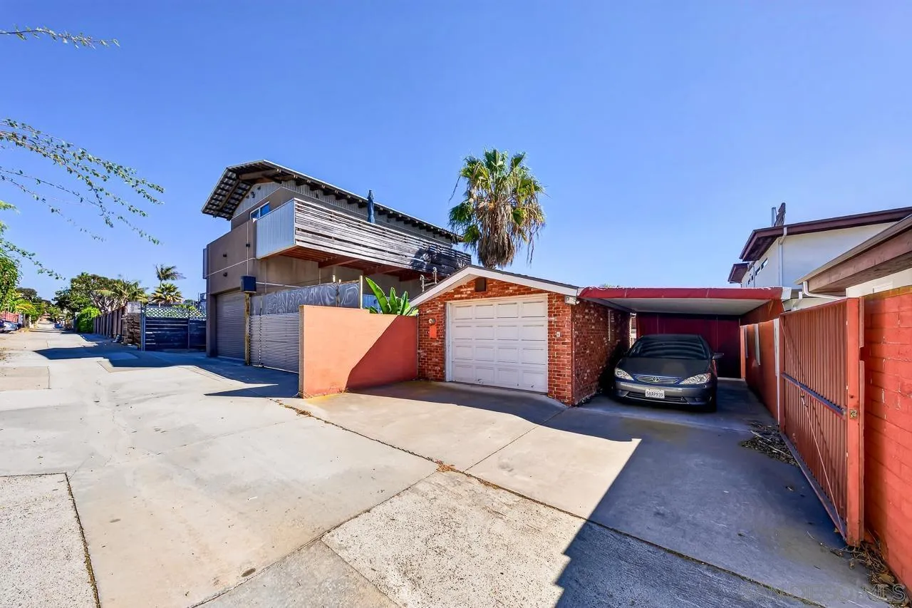 https://cdn.realtyfeed.com/cdn/127/260024697/382ac183386cdefc5c76d8a6d226d43b.webp