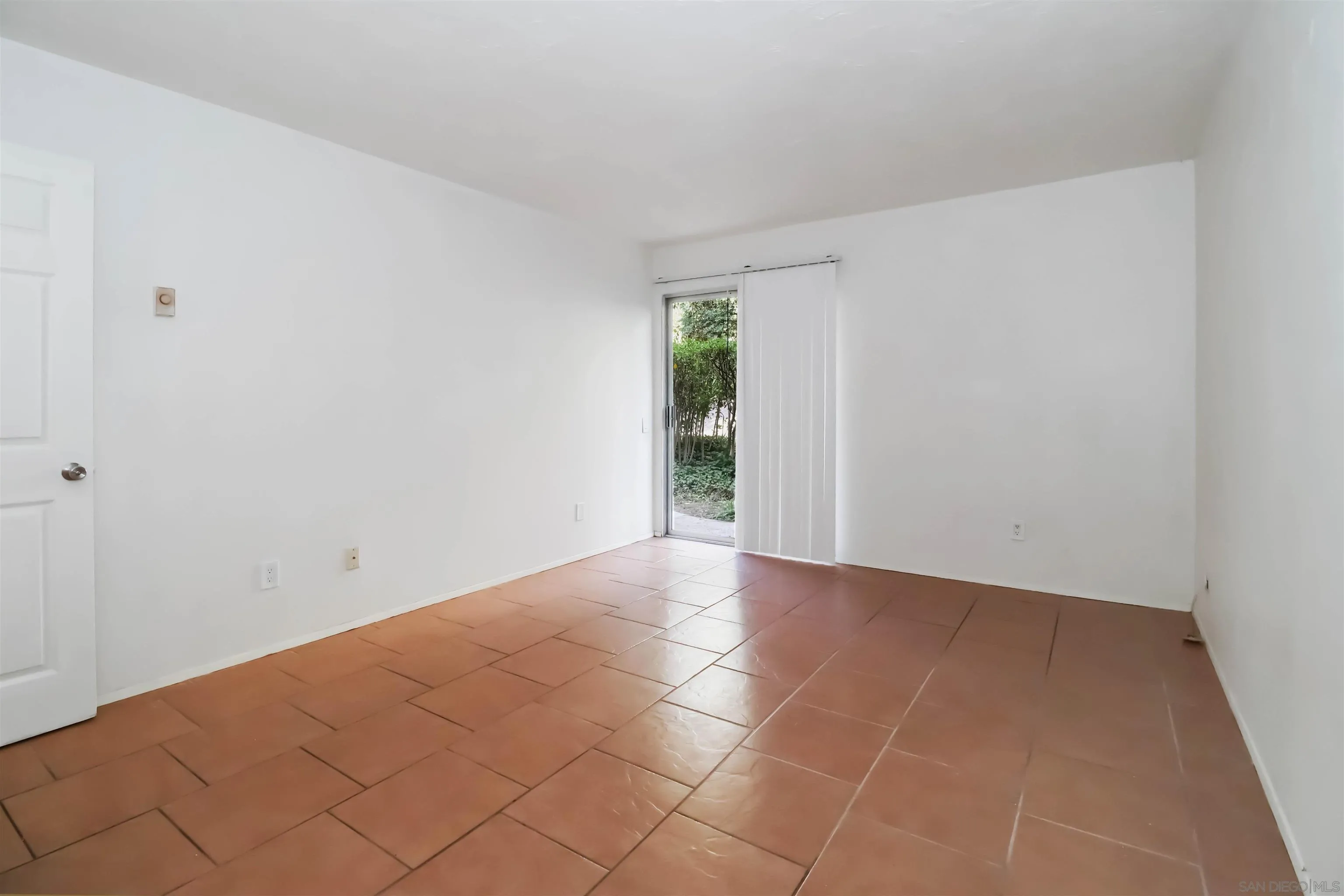 Photo #19: 2600247 Listing: Photo #19