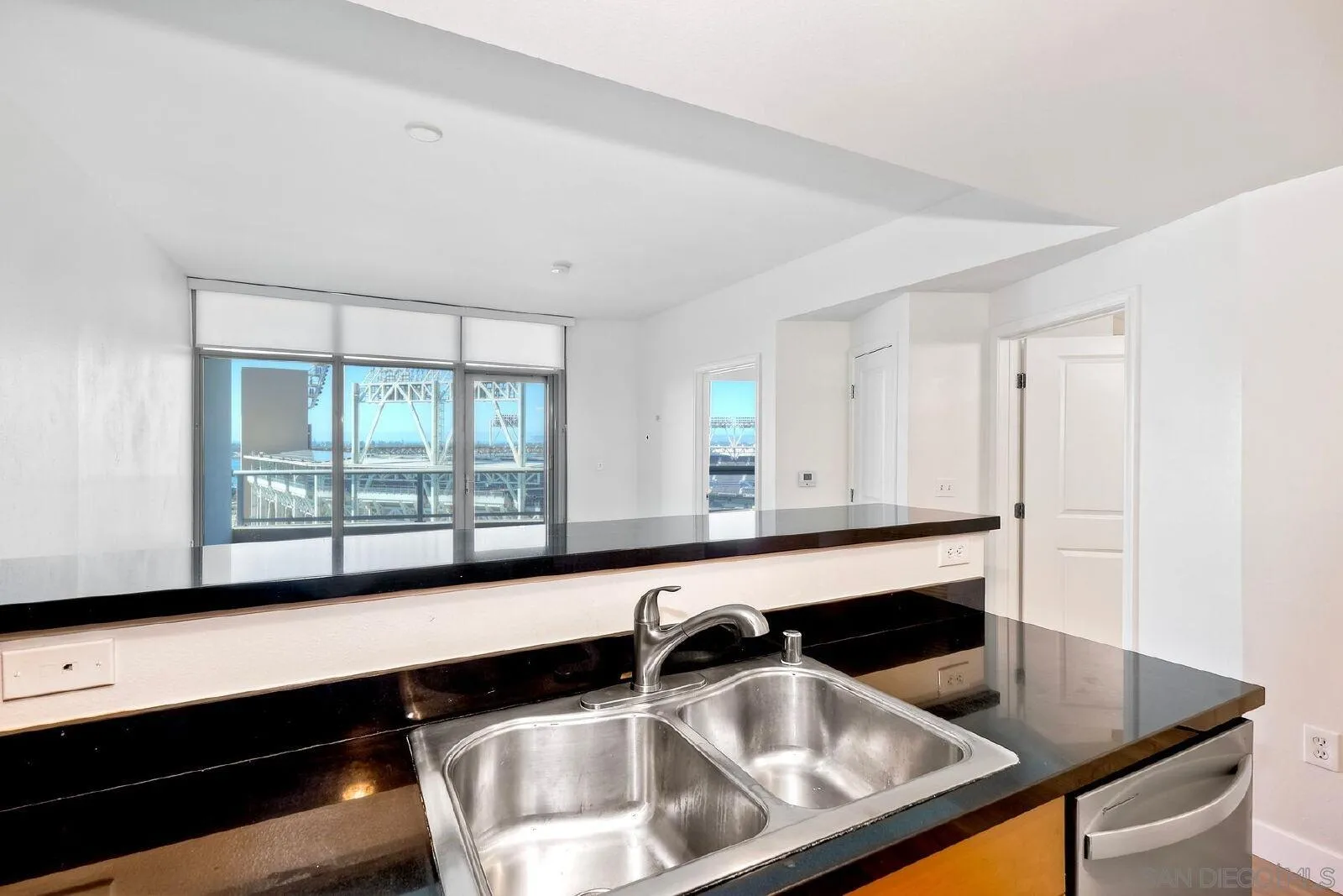 253 10th Ave #1305, San Diego, CA 92101, photo 8