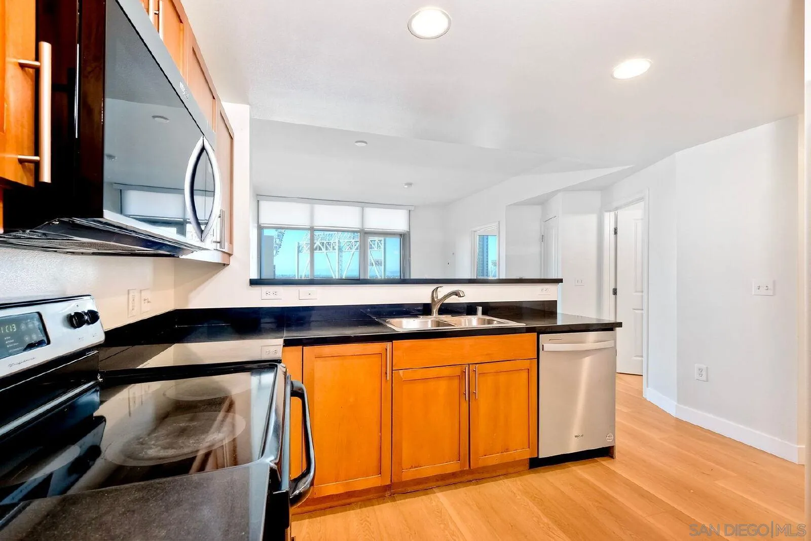 253 10th Ave #1305, San Diego, CA 92101, photo 10