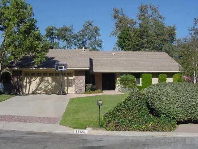 Property photo 1