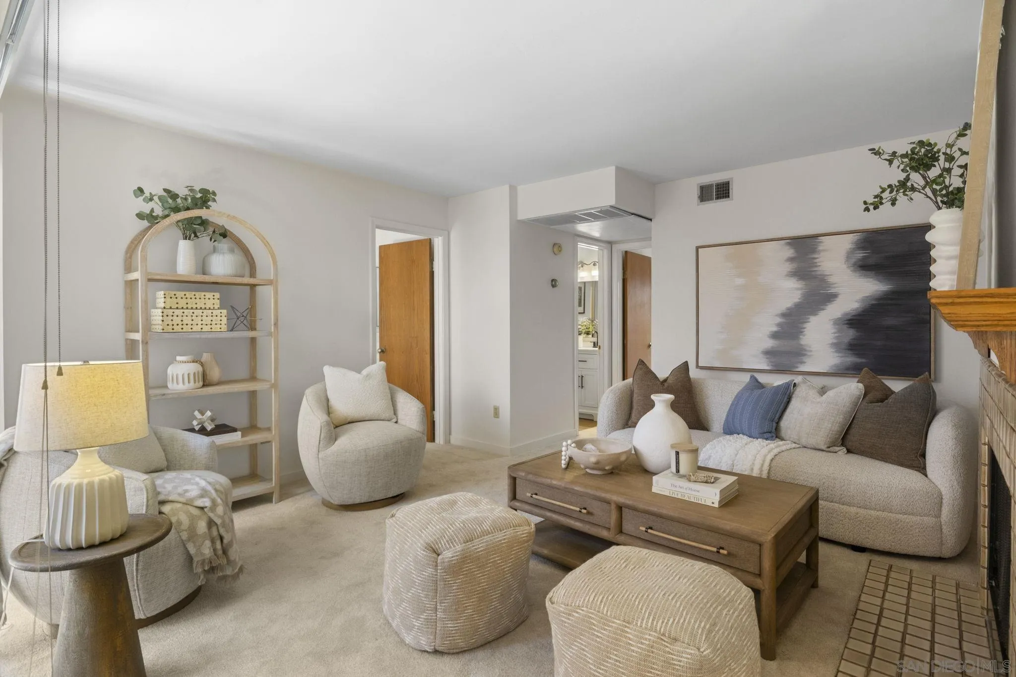 https://cdn.realtyfeed.com/cdn/127/260024711/4b2907727c91d91403d68147877501f3.webp