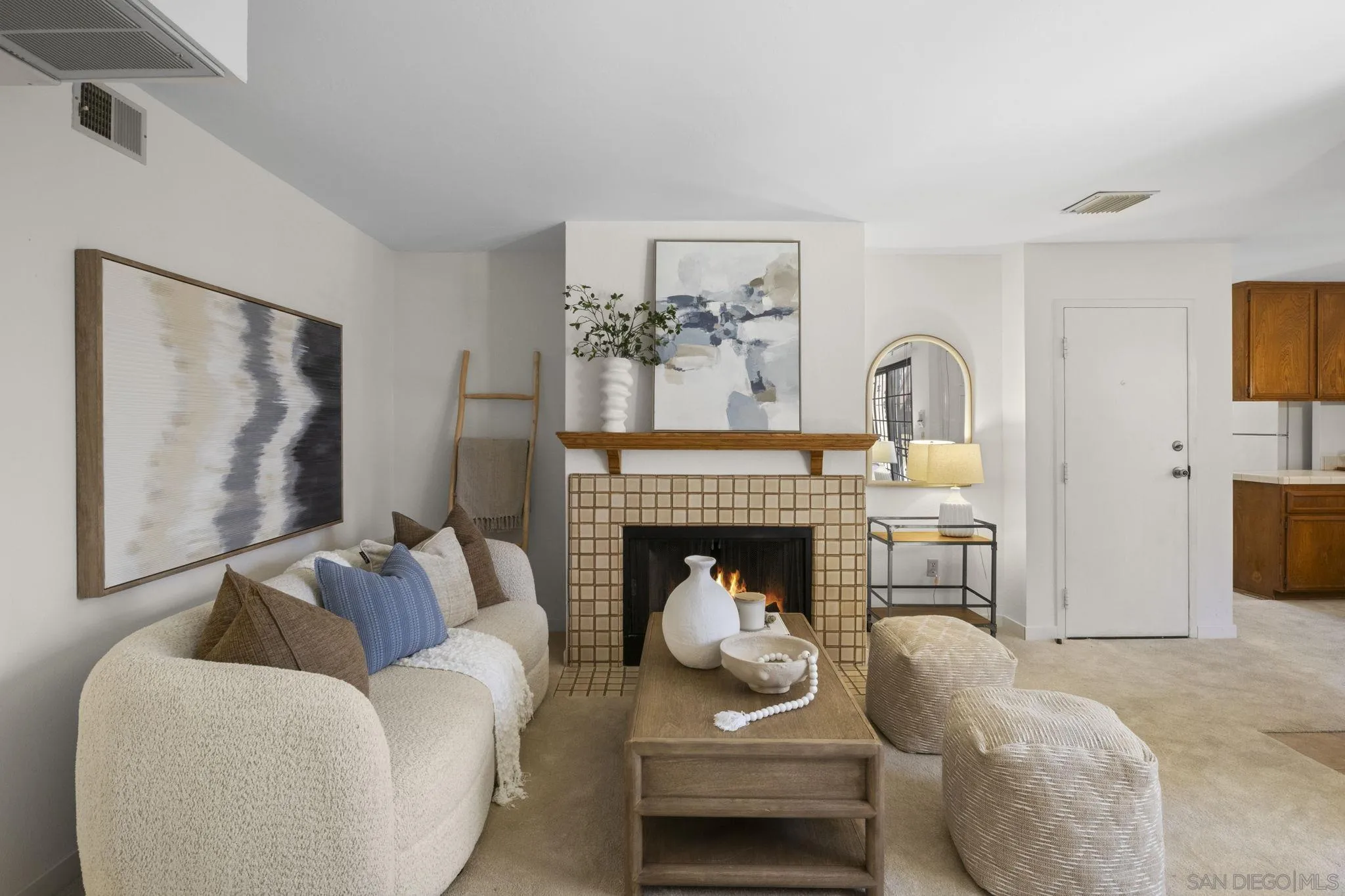 https://cdn.realtyfeed.com/cdn/127/260024711/4e6c8660e7ea4f931269177d98c239d4.webp