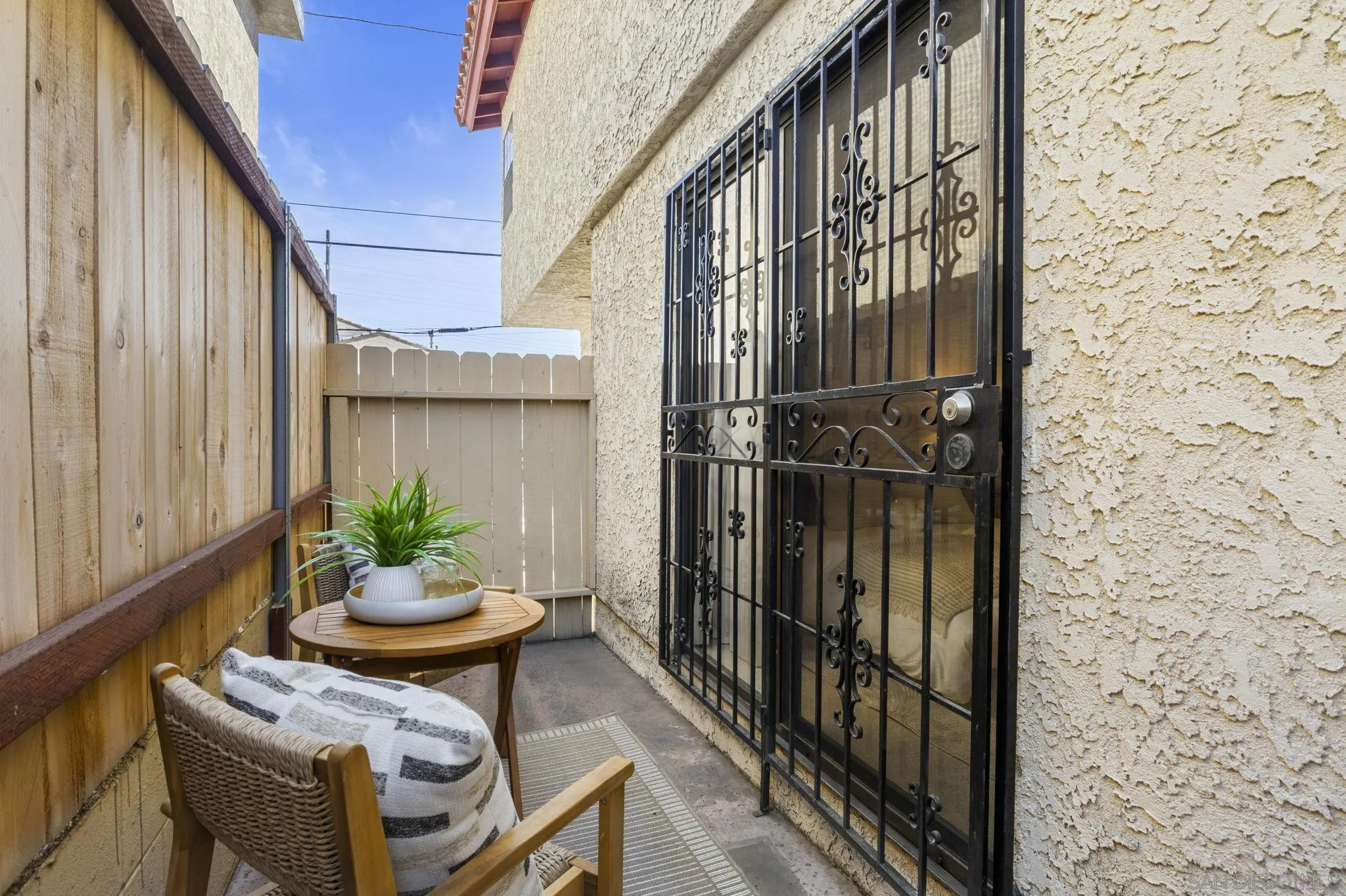 https://cdn.realtyfeed.com/cdn/127/260024711/6d9be97c0cebb119afc2f6ebefe3fe26.webp