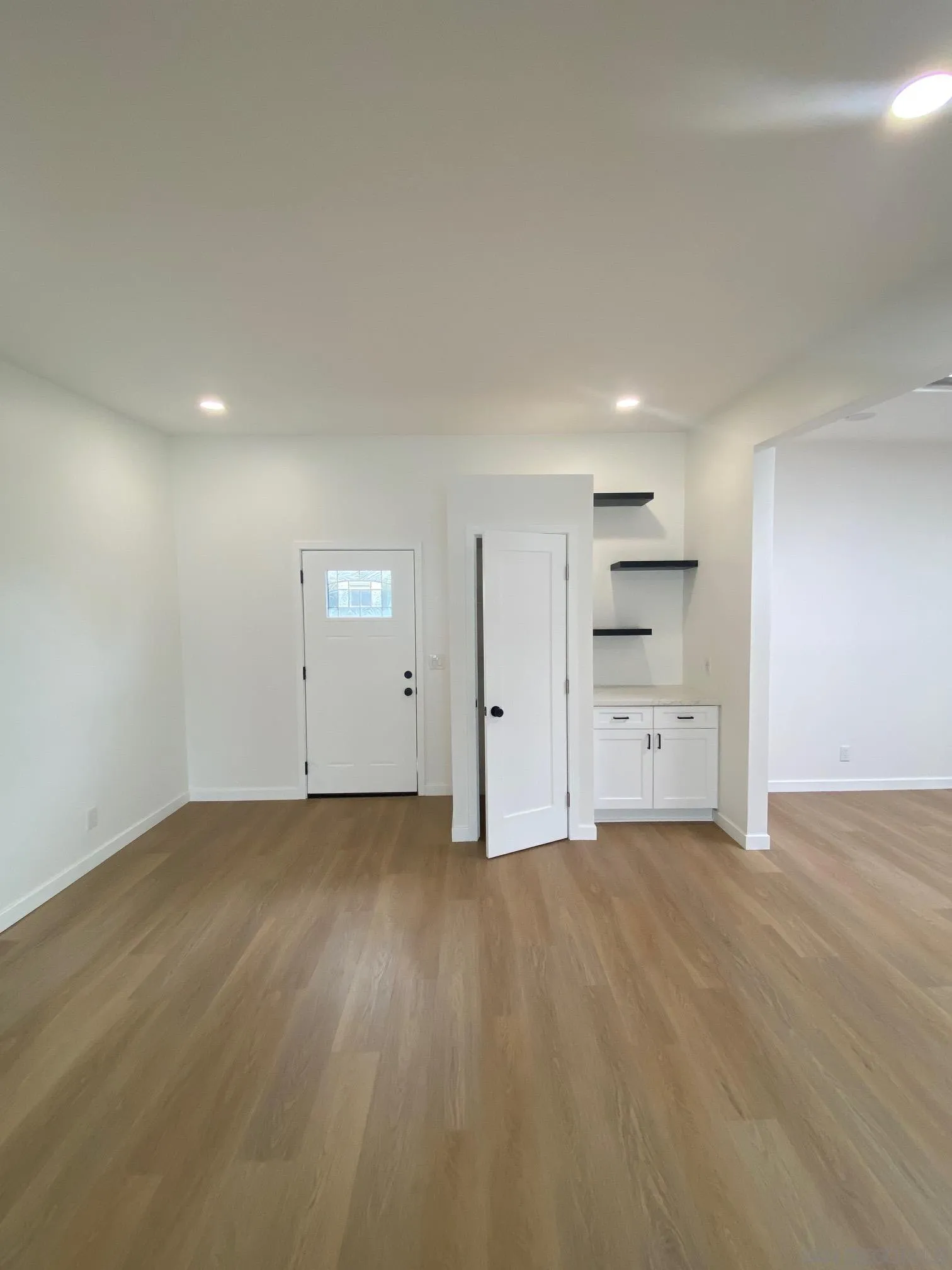 6344 Anvil Lake Avenue, San Diego, CA 92119, photo 10