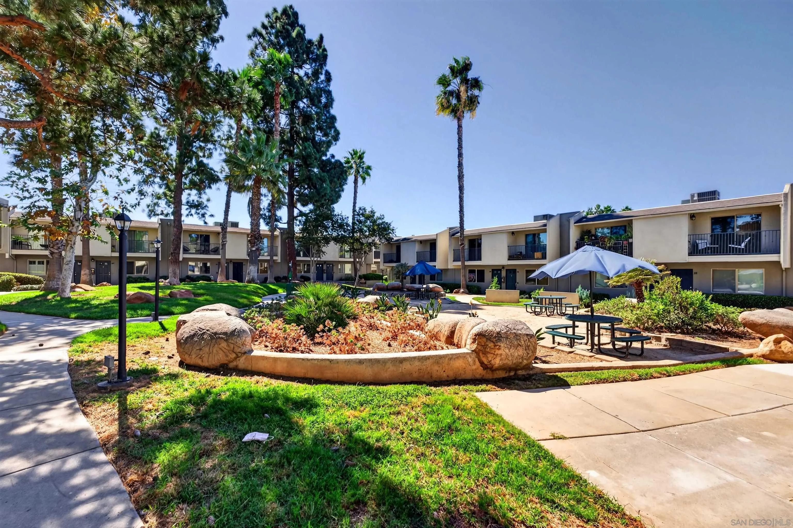 https://cdn.realtyfeed.com/cdn/127/260024721/2d5be3548feddecf1f478de449f9522b.webp