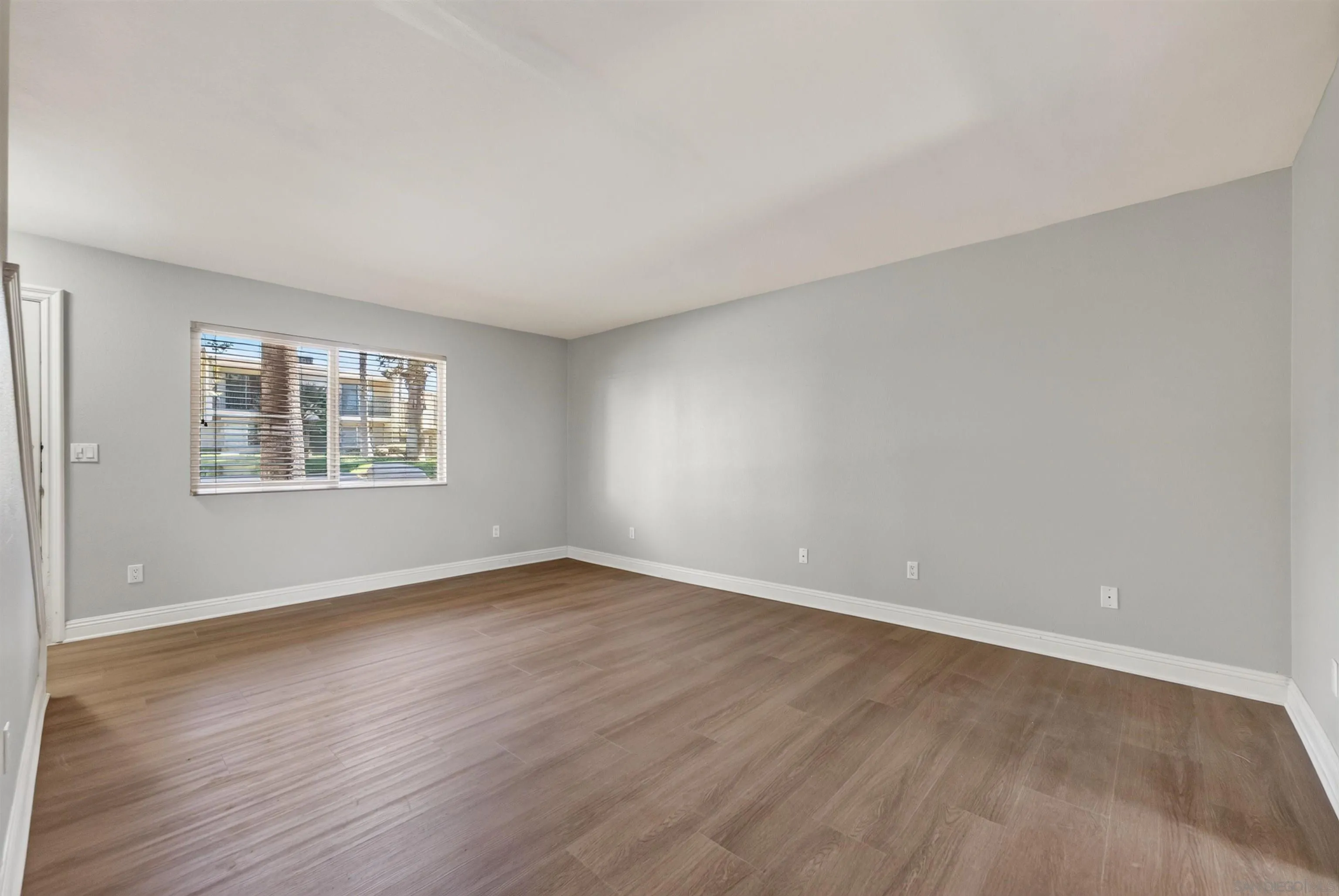 https://cdn.realtyfeed.com/cdn/127/260024721/848c3955b91d7ee2117149946cb2ccf7.webp