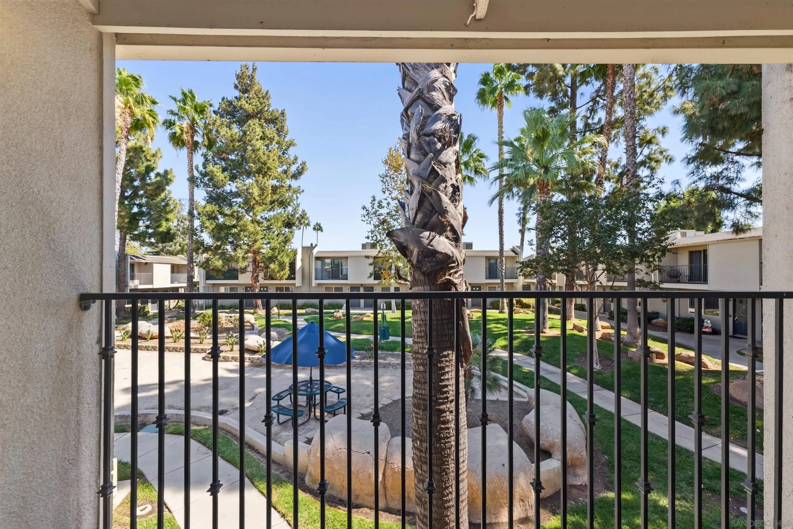 https://cdn.realtyfeed.com/cdn/127/260024721/b9eb2db531b61c1cbd2e5c37cf54558c.webp