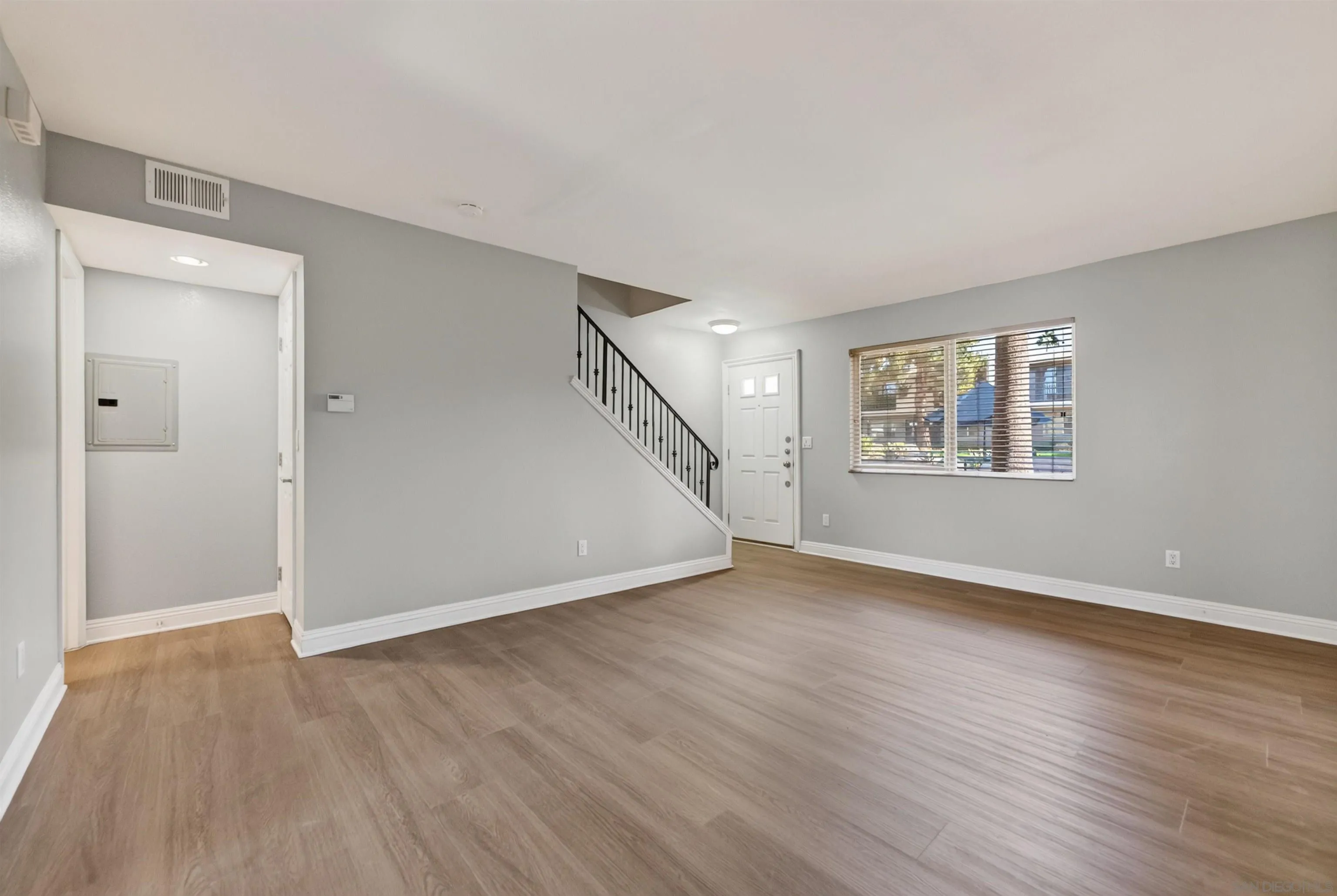 https://cdn.realtyfeed.com/cdn/127/260024721/e02b1e791afca0819325c7bb1cedef5e.webp