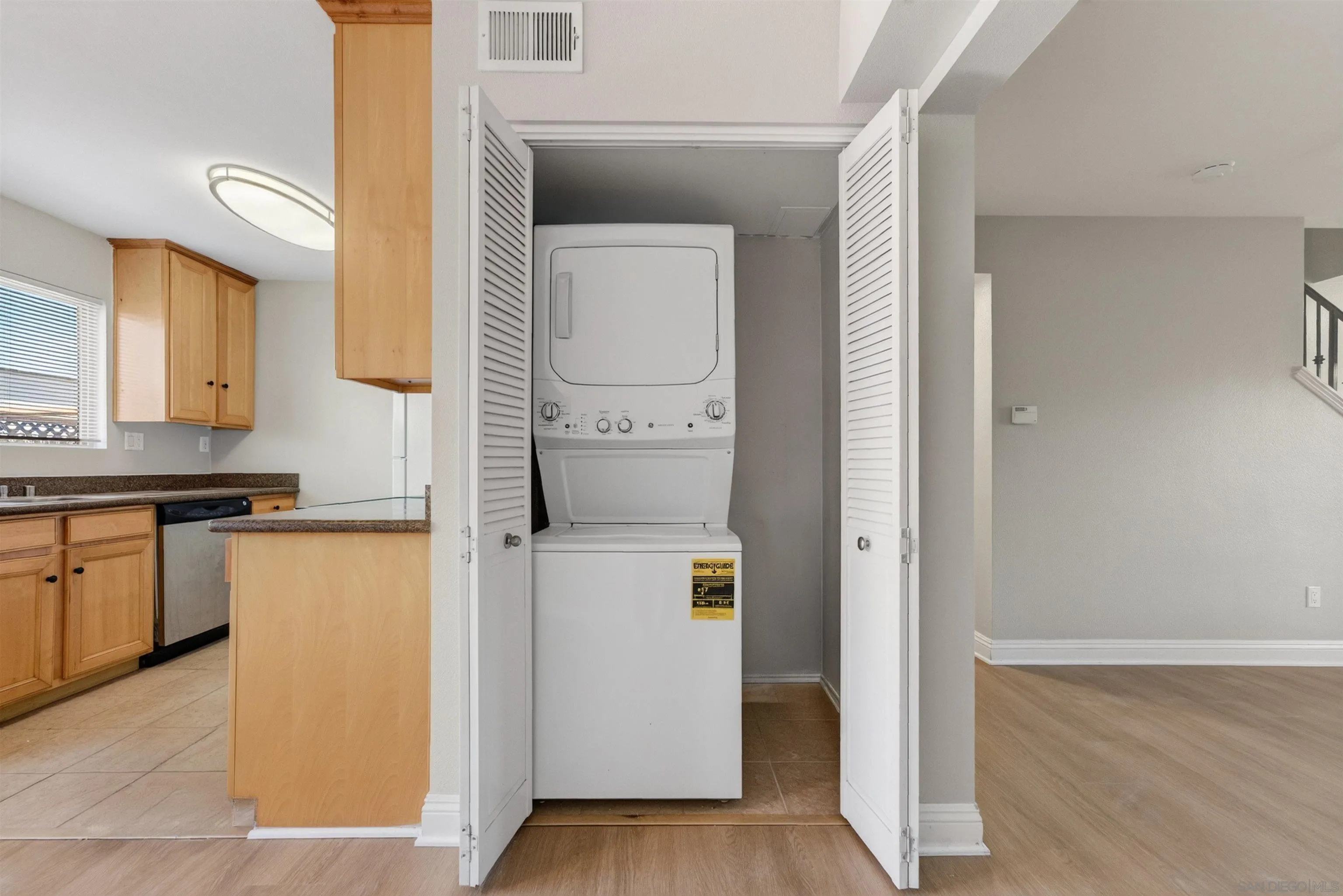 https://cdn.realtyfeed.com/cdn/127/260024721/e0bf239db48366b23c3d539bc8662220.webp