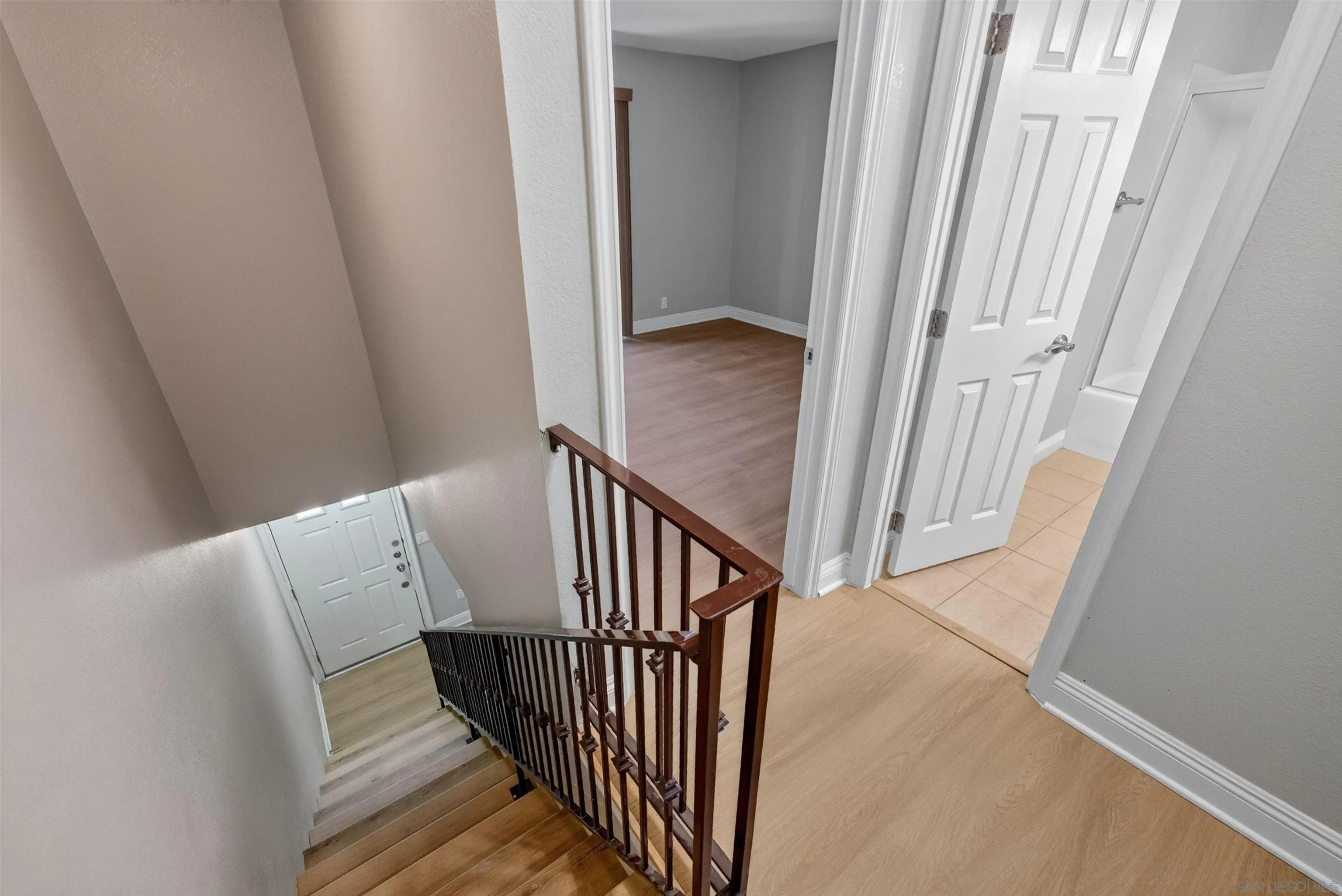 https://cdn.realtyfeed.com/cdn/127/260024721/f2870a1a12545cd30223250551400d86.webp