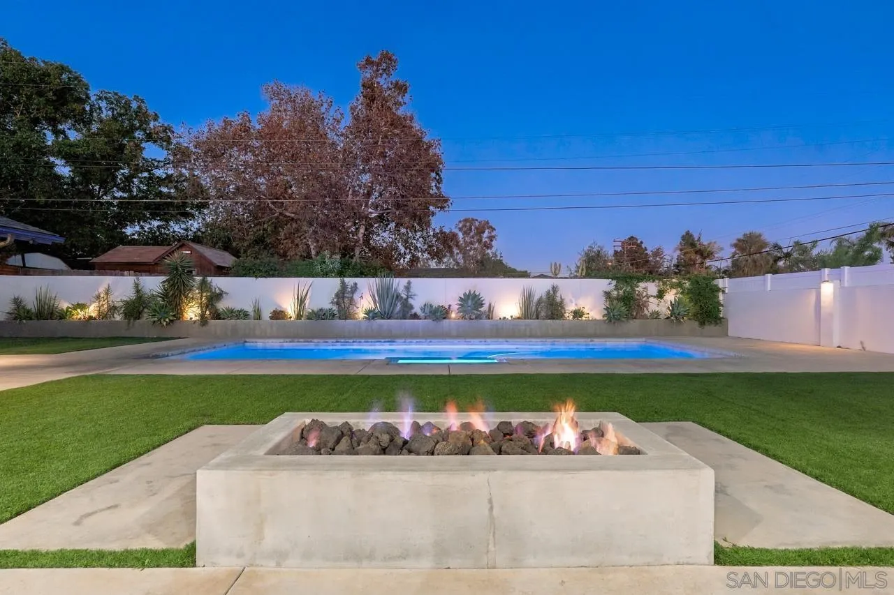 https://cdn.realtyfeed.com/cdn/127/260024727/552a4bd9f2930be0b65c34022ab12edb.webp