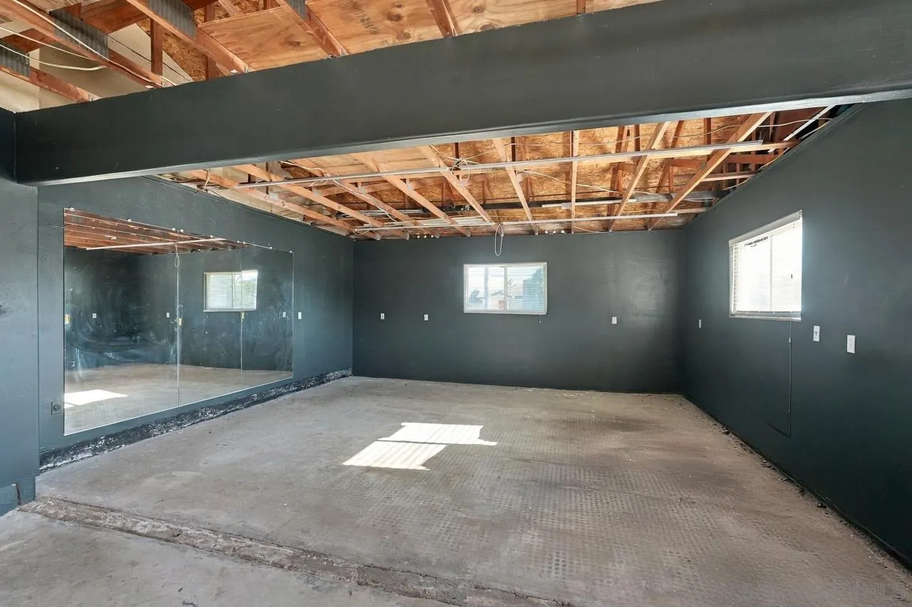 https://cdn.realtyfeed.com/cdn/127/260024727/be9ef4c592013b1e56034bca6c09c1ee.webp