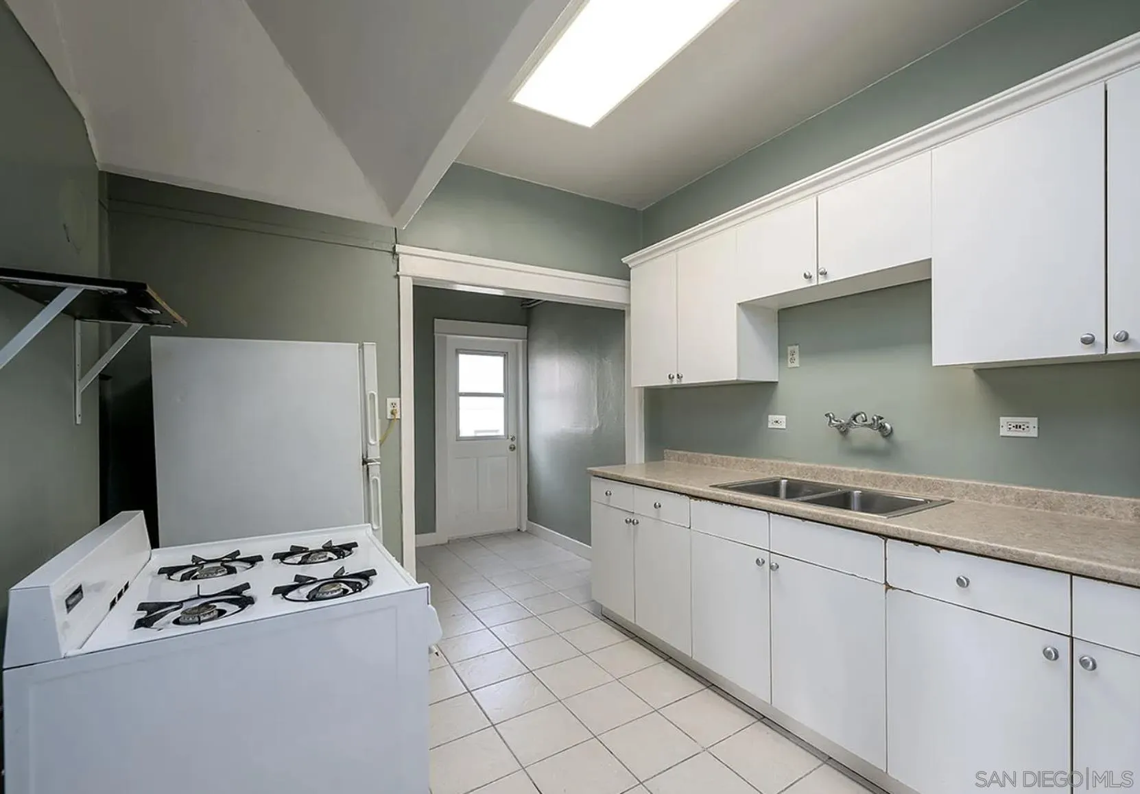 528 Olive Street & 2820 6th Avenue, San Diego, CA 92103, photo 18