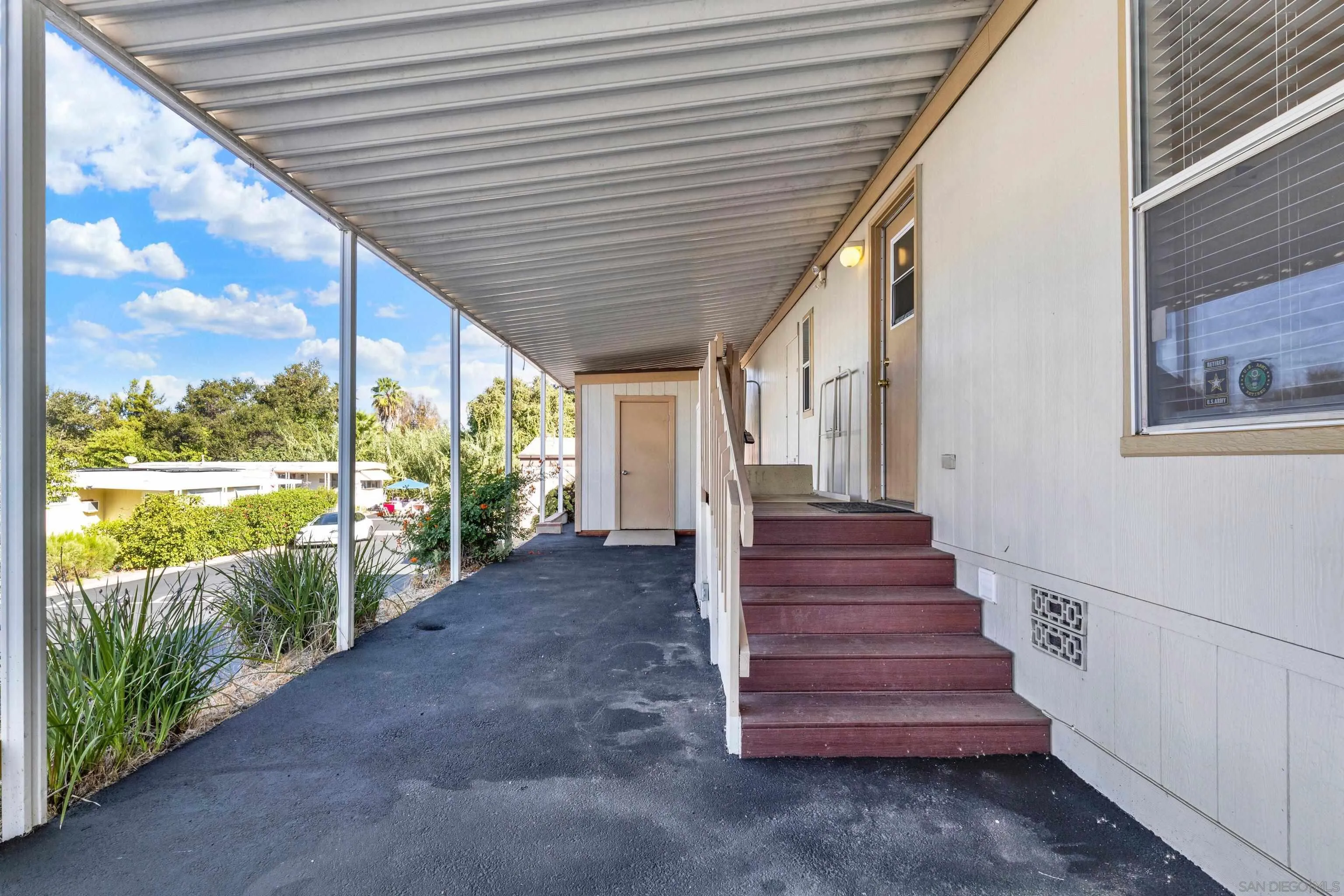 https://cdn.realtyfeed.com/cdn/127/260024764/0ccd614a6e31c26b73e7d2cb4f47c125.webp
