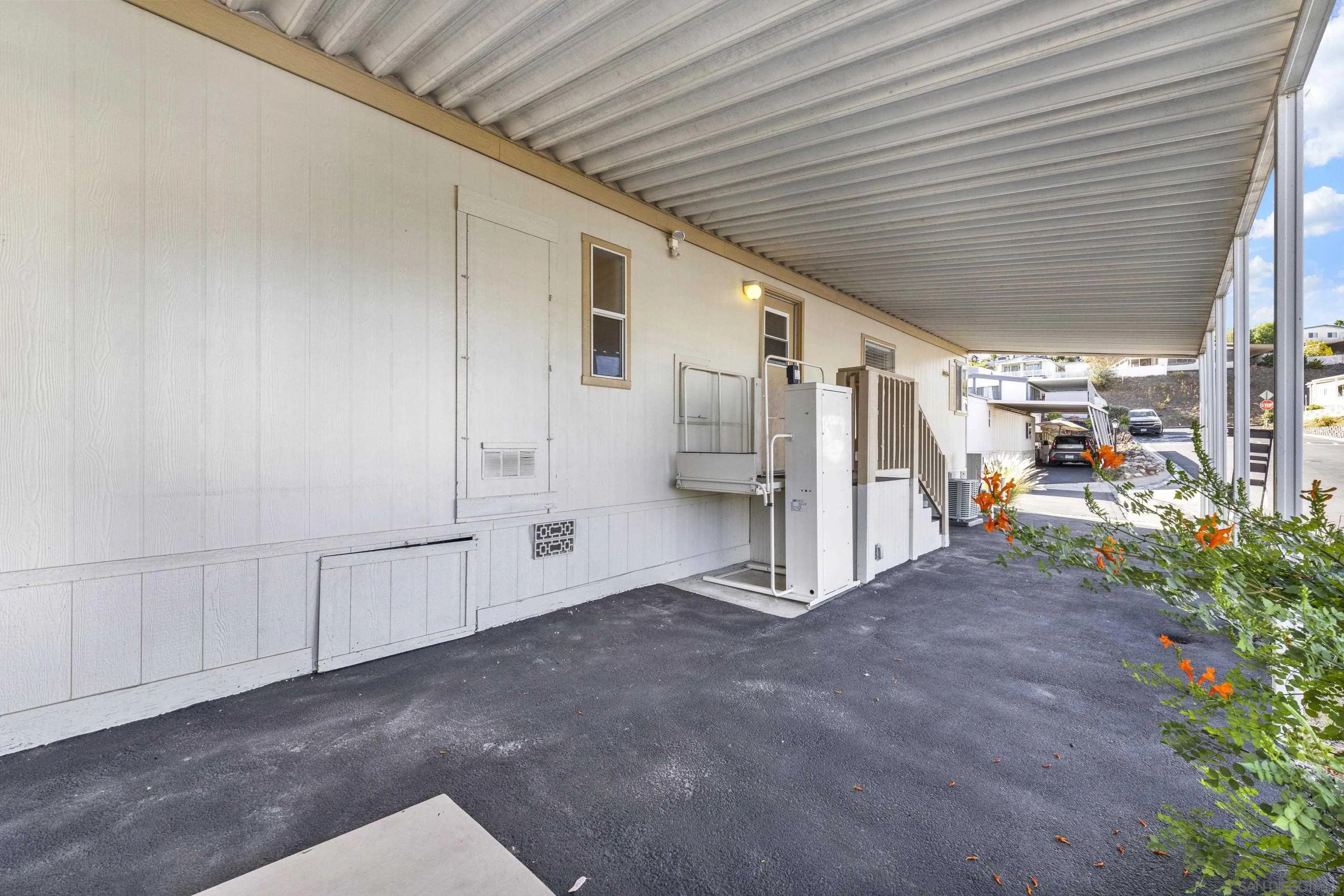 https://cdn.realtyfeed.com/cdn/127/260024764/10ca647d69420379e528dcab8299449b.webp
