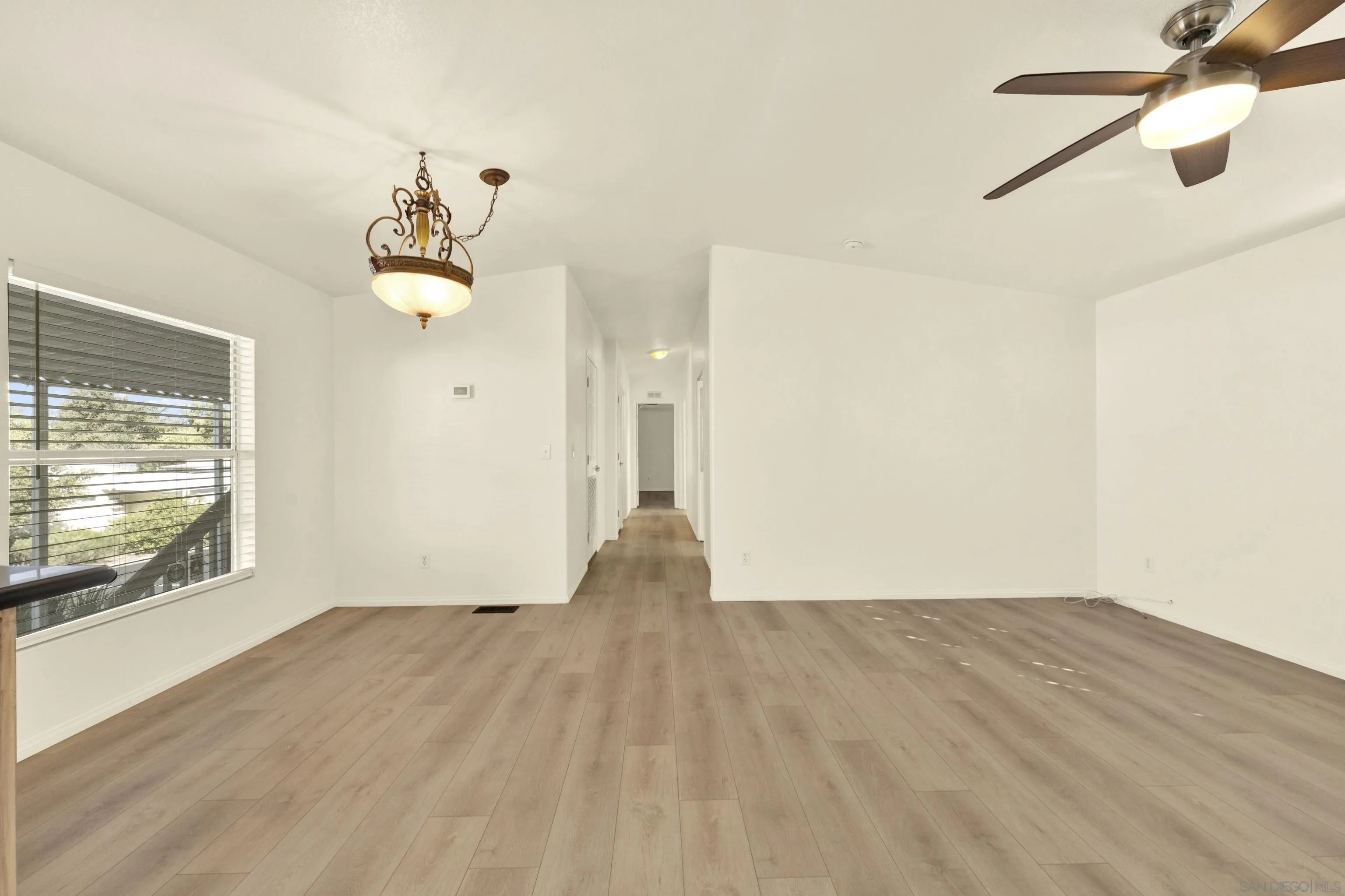 https://cdn.realtyfeed.com/cdn/127/260024764/19cefcd71376373b6de1e651cd3579e6.webp