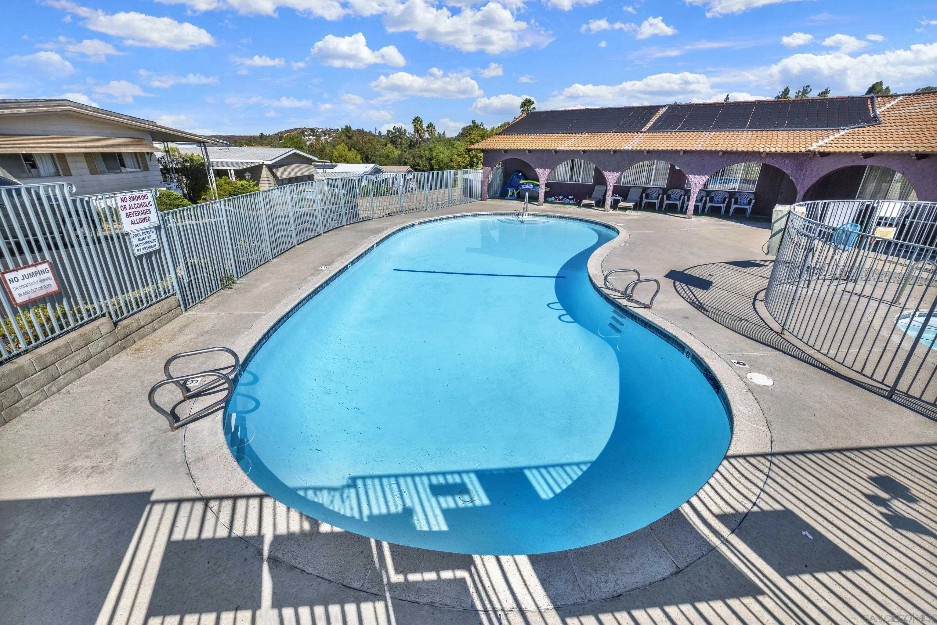 https://cdn.realtyfeed.com/cdn/127/260024764/5d4d011f013a31a08595cba3f324ad22.webp