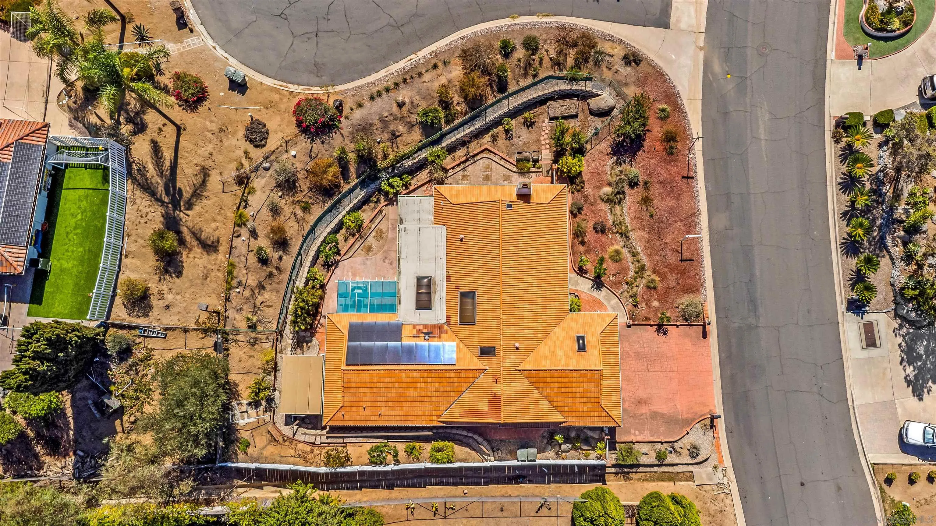 https://cdn.realtyfeed.com/cdn/127/260024773/18da244d2acdf548db4d918cd80756ed.webp