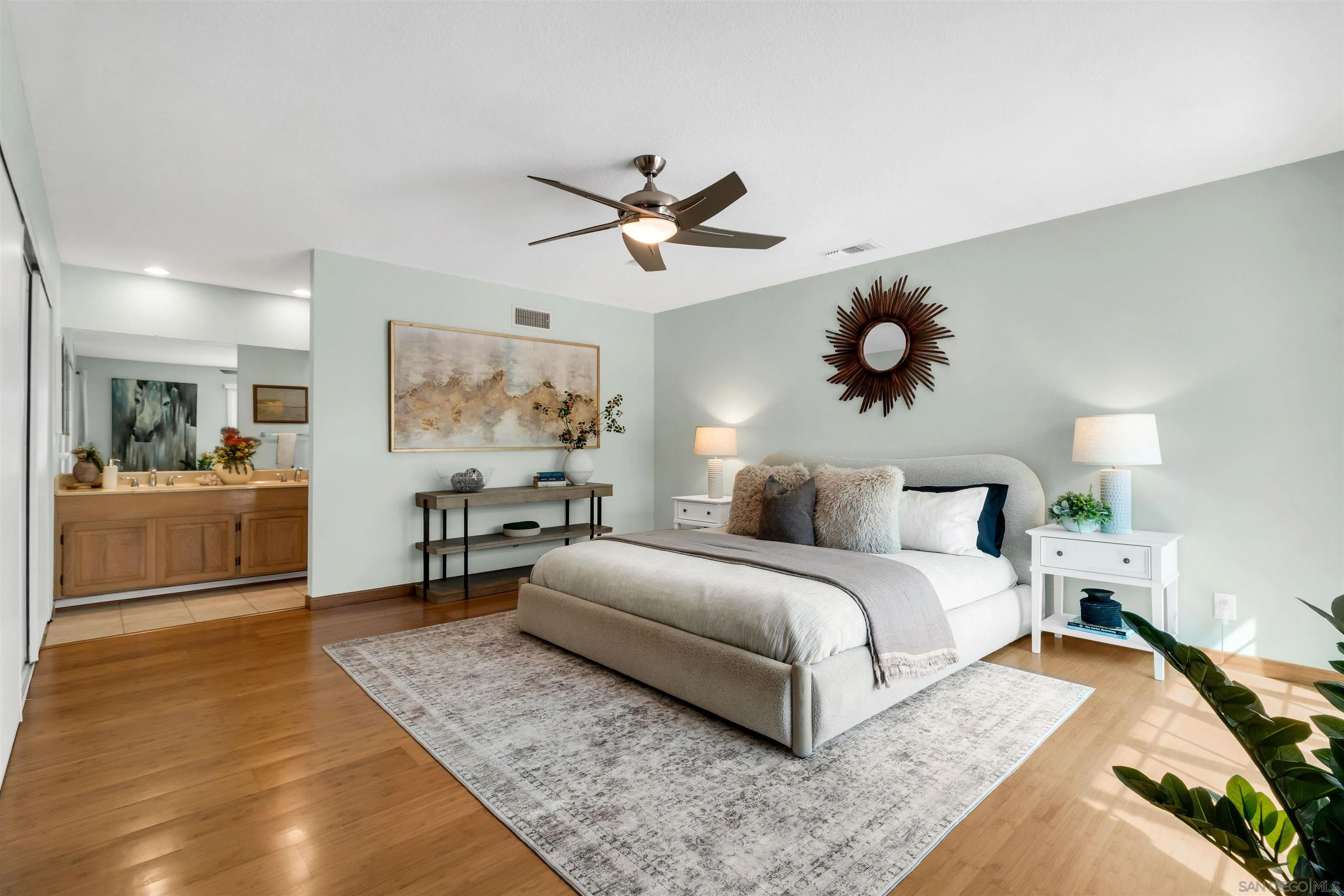 https://cdn.realtyfeed.com/cdn/127/260024773/43c07e24fc7c66b9141972cc08c48758.webp