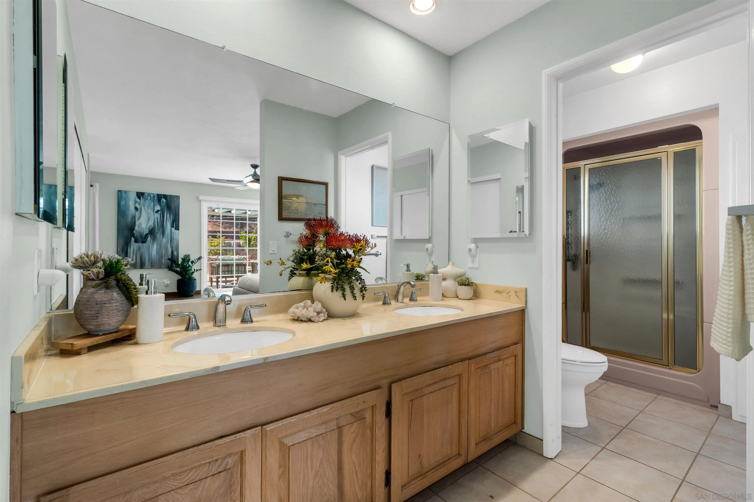 https://cdn.realtyfeed.com/cdn/127/260024773/4ccc9c6fd560164c3bf9680a7d4b4863.webp