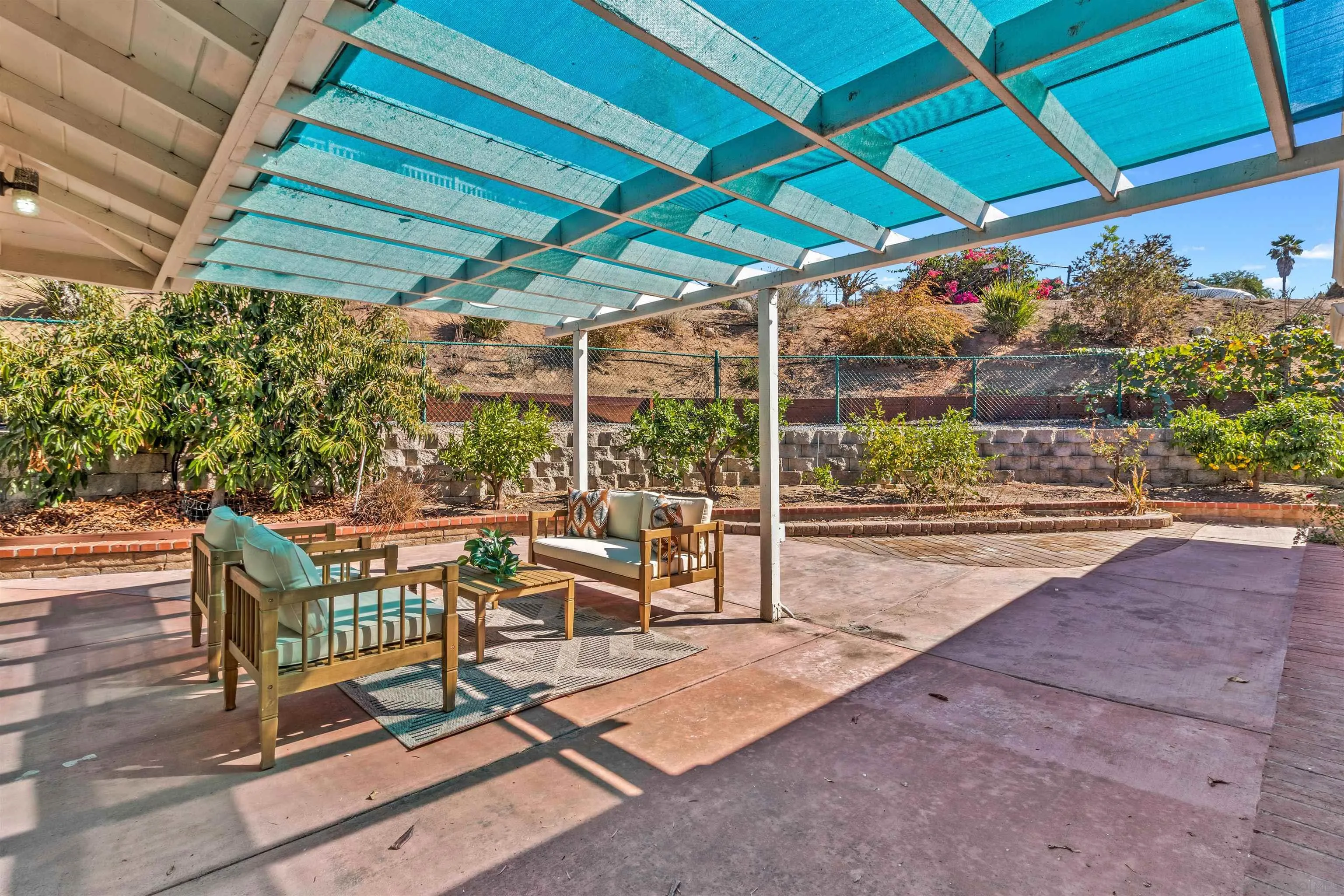 https://cdn.realtyfeed.com/cdn/127/260024773/4d4402dd2b9720d8132235fff6c69c1d.webp