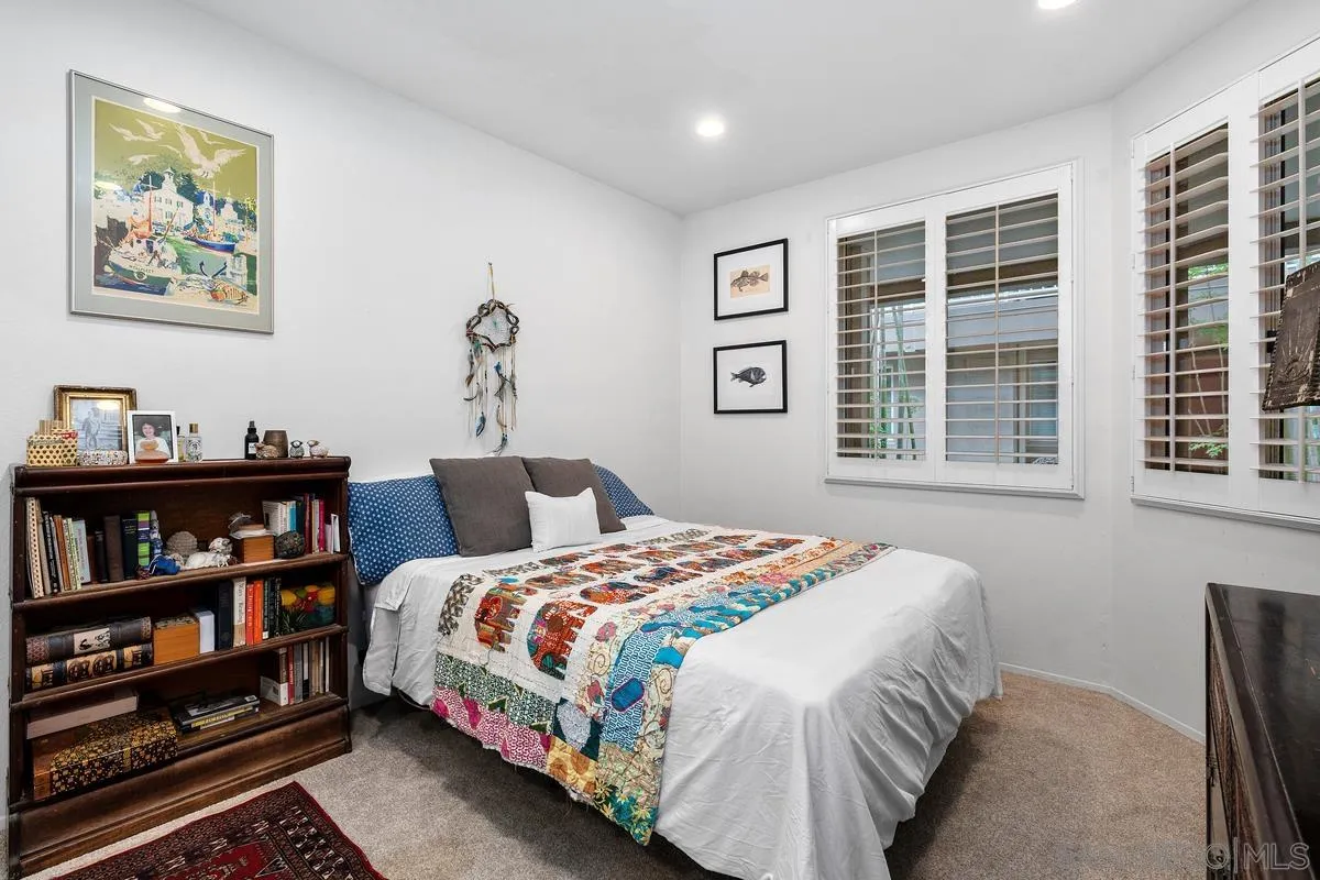 https://cdn.realtyfeed.com/cdn/127/260024776/2fcae19a7ebf0167180ebbea13c751c4.webp