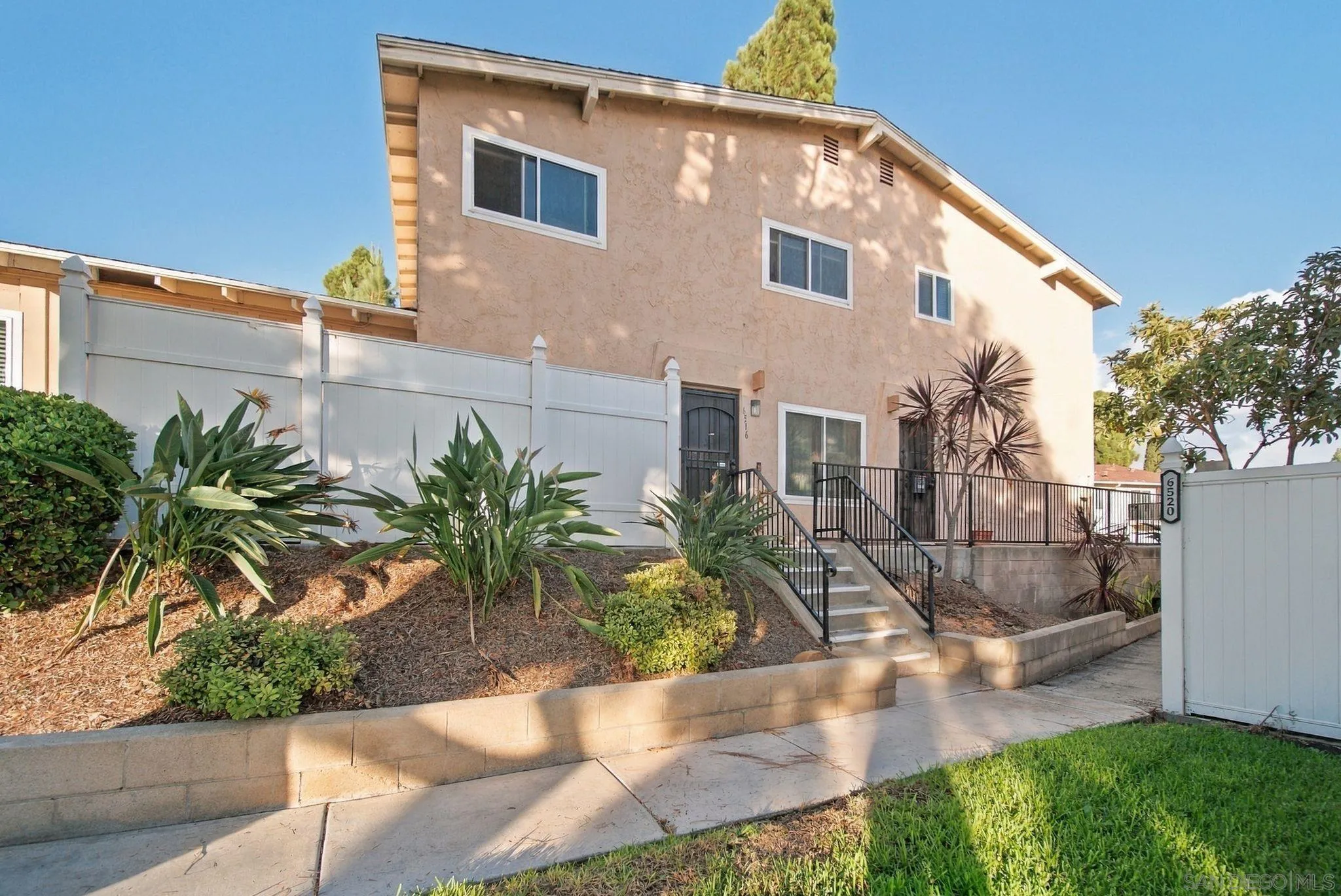 https://cdn.realtyfeed.com/cdn/127/260024780/168e3be19f89760edf0437b263489251.webp