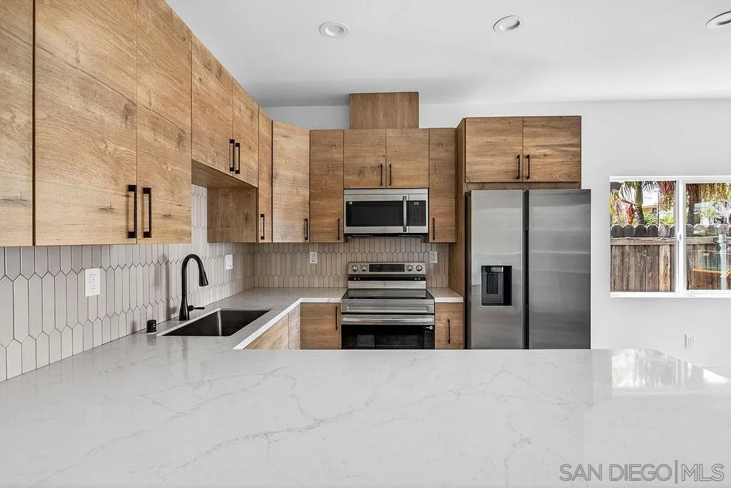 2139 Balboa Ave, San Diego, CA 92109