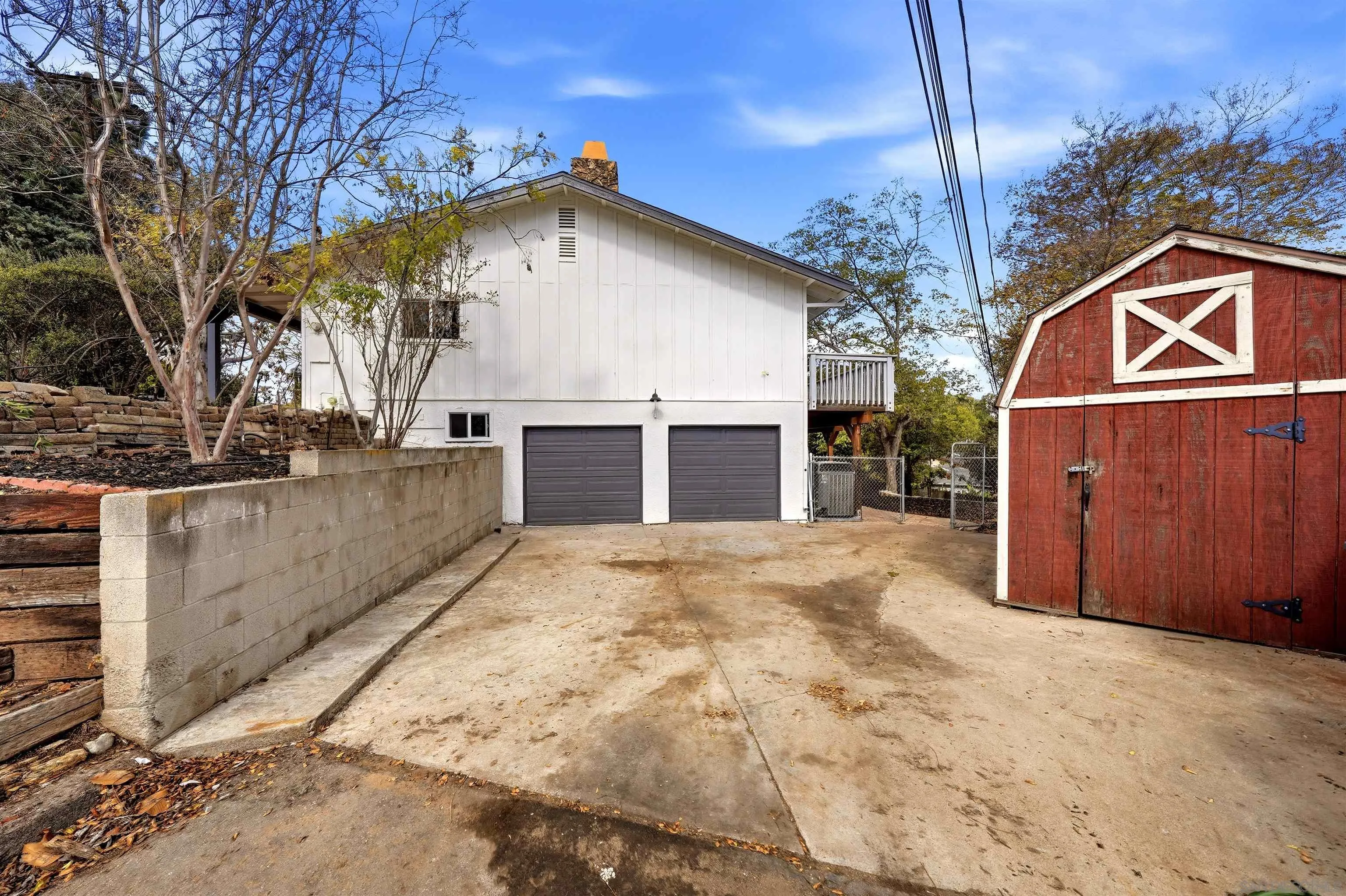 https://cdn.realtyfeed.com/cdn/127/260024788/443b51975edfa8584dc5d541c1b04669.webp