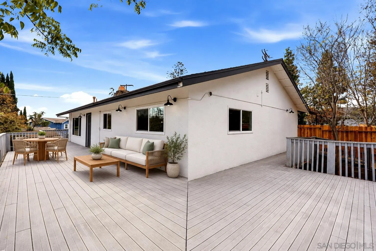 https://cdn.realtyfeed.com/cdn/127/260024788/629b7b8fb0c42a6a222168747908d700.webp