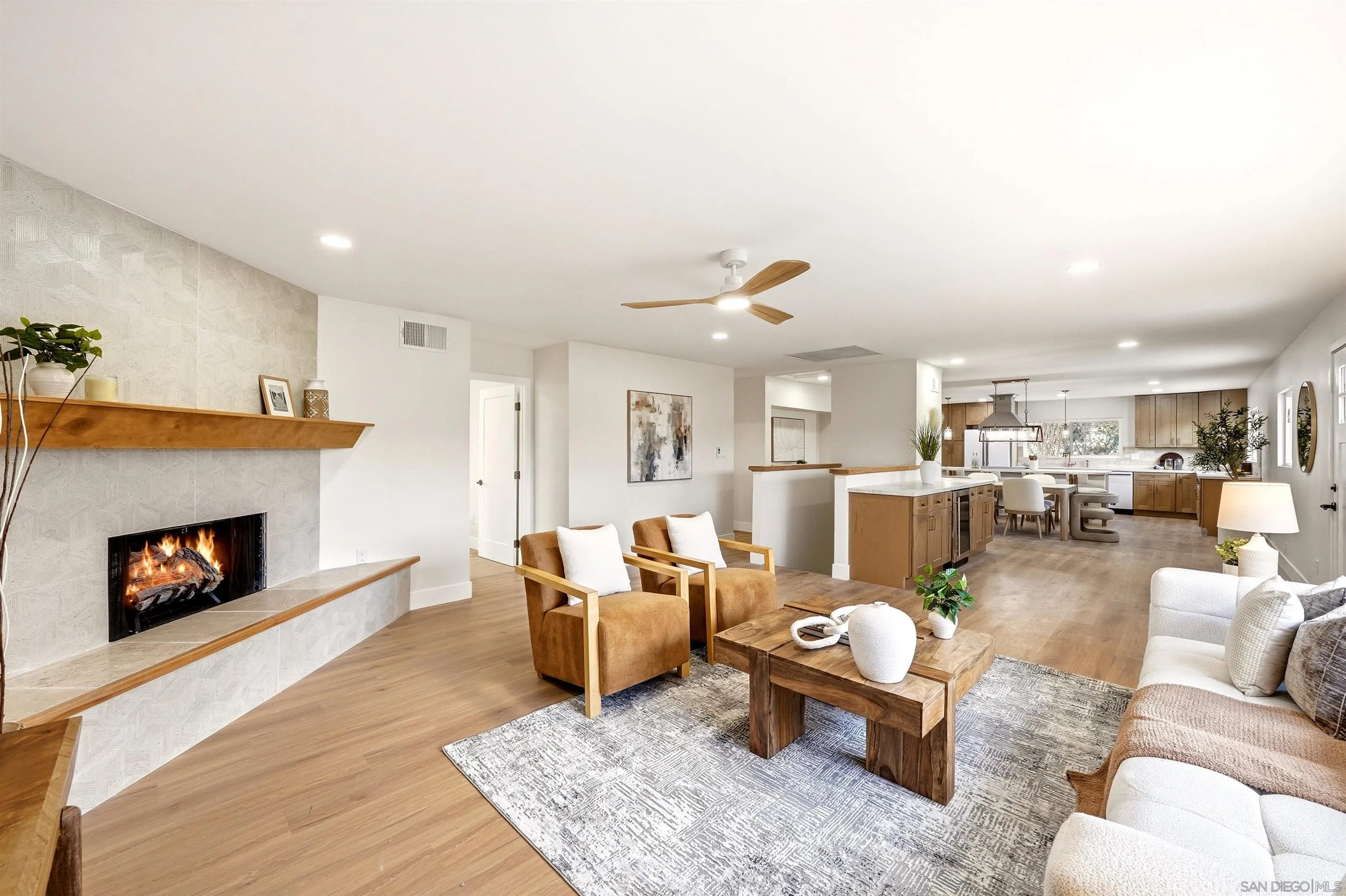 https://cdn.realtyfeed.com/cdn/127/260024788/a389f1b02022a6173ced73f40a048fee.webp
