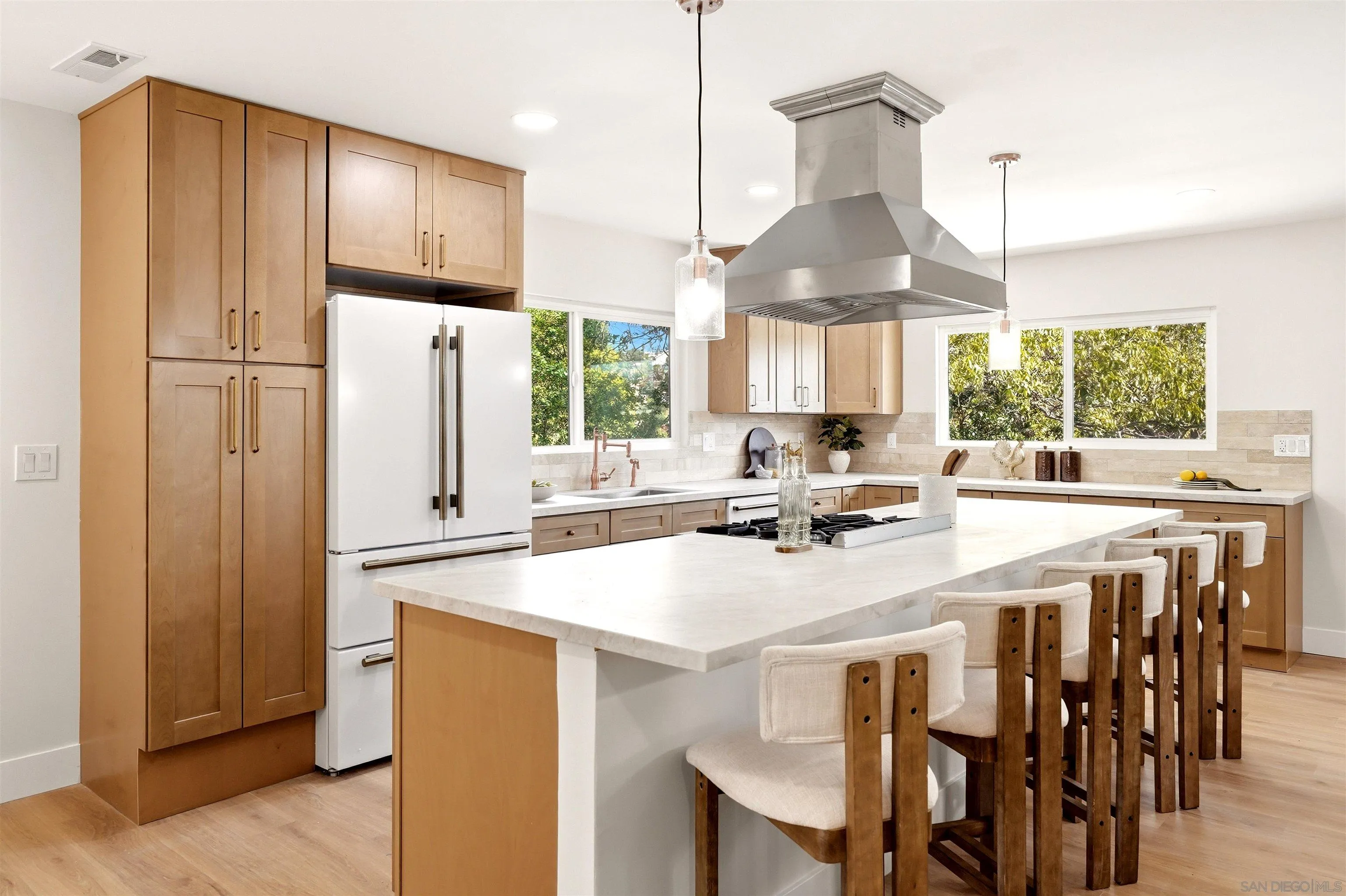 https://cdn.realtyfeed.com/cdn/127/260024788/a6290ea0a60ced0157a399c099b06732.webp