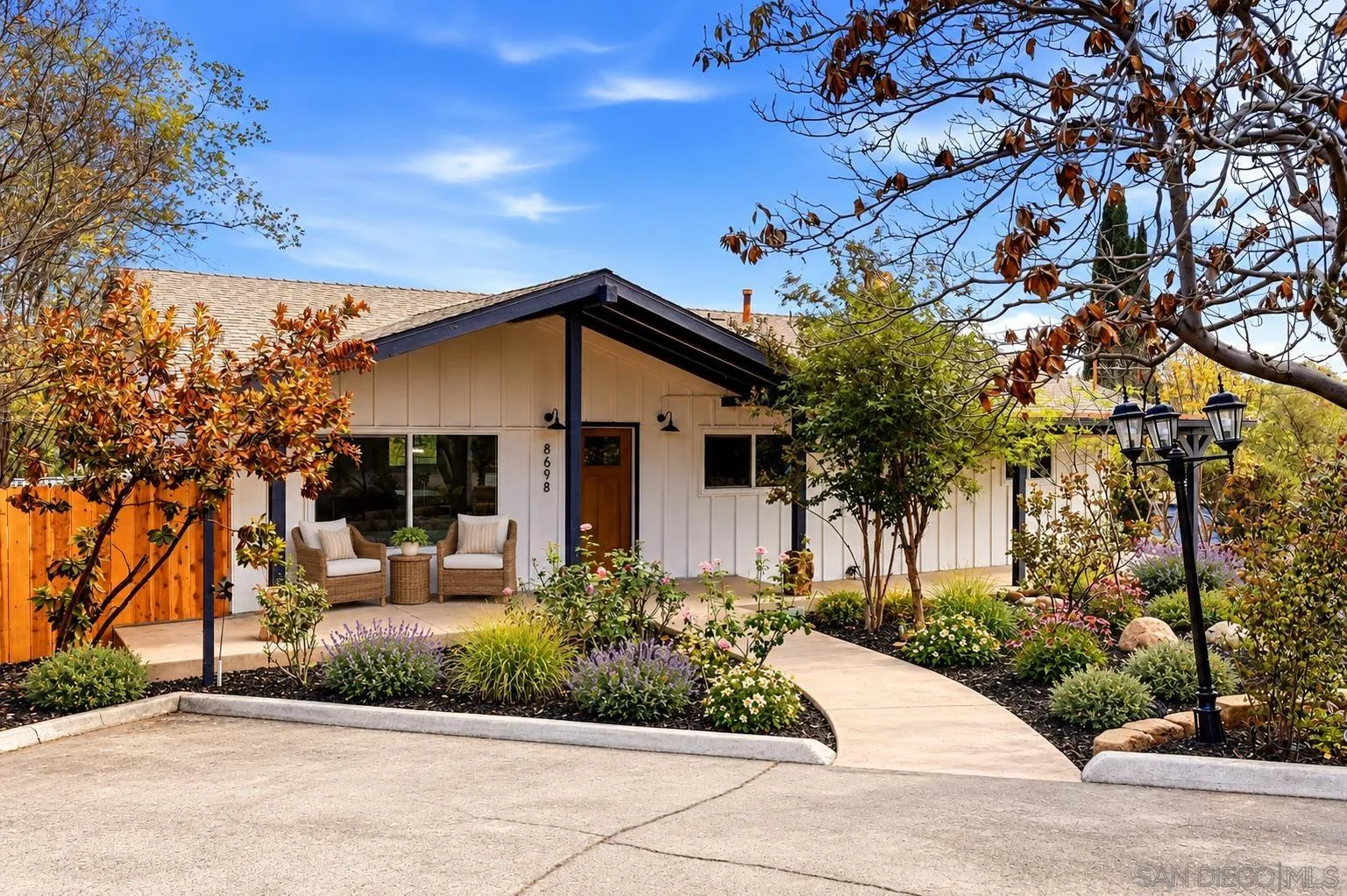 https://cdn.realtyfeed.com/cdn/127/260024788/bc84438190e4b07a5d53dbd20e52e6f6.webp