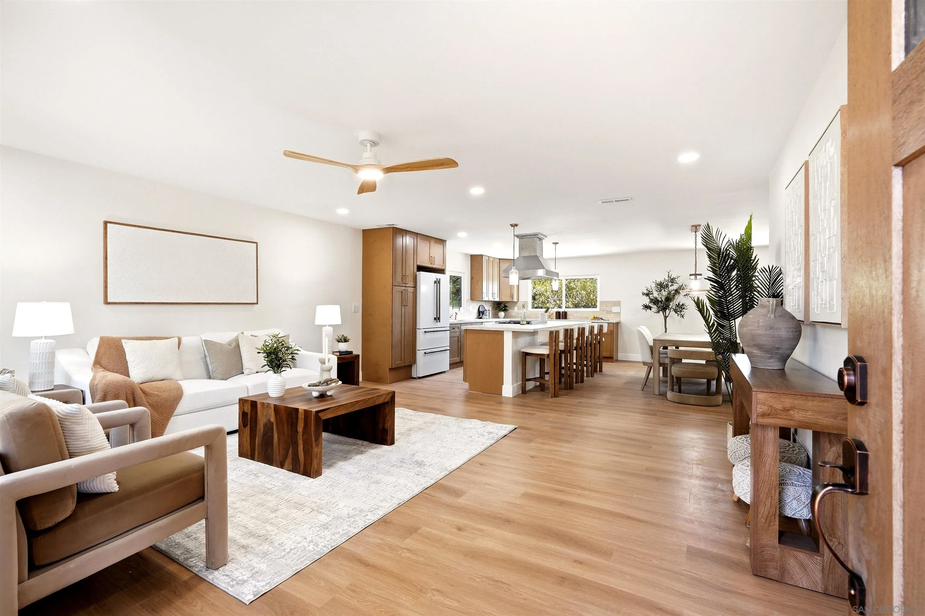 https://cdn.realtyfeed.com/cdn/127/260024788/e1e8333a213becd67386dd243da1ddc7.webp