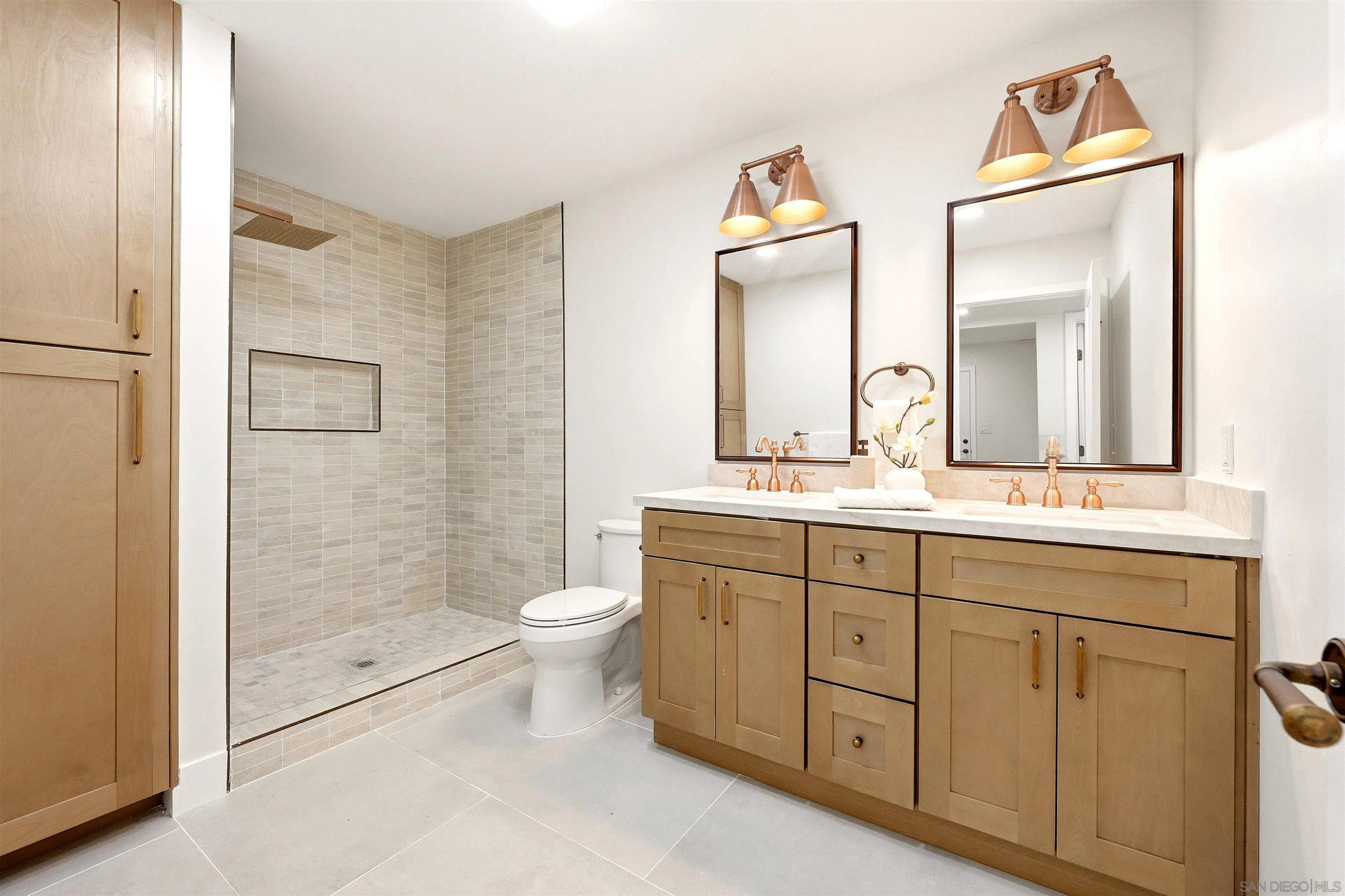 https://cdn.realtyfeed.com/cdn/127/260024788/e58b54bc6fa66f92cce9309b43044e27.webp