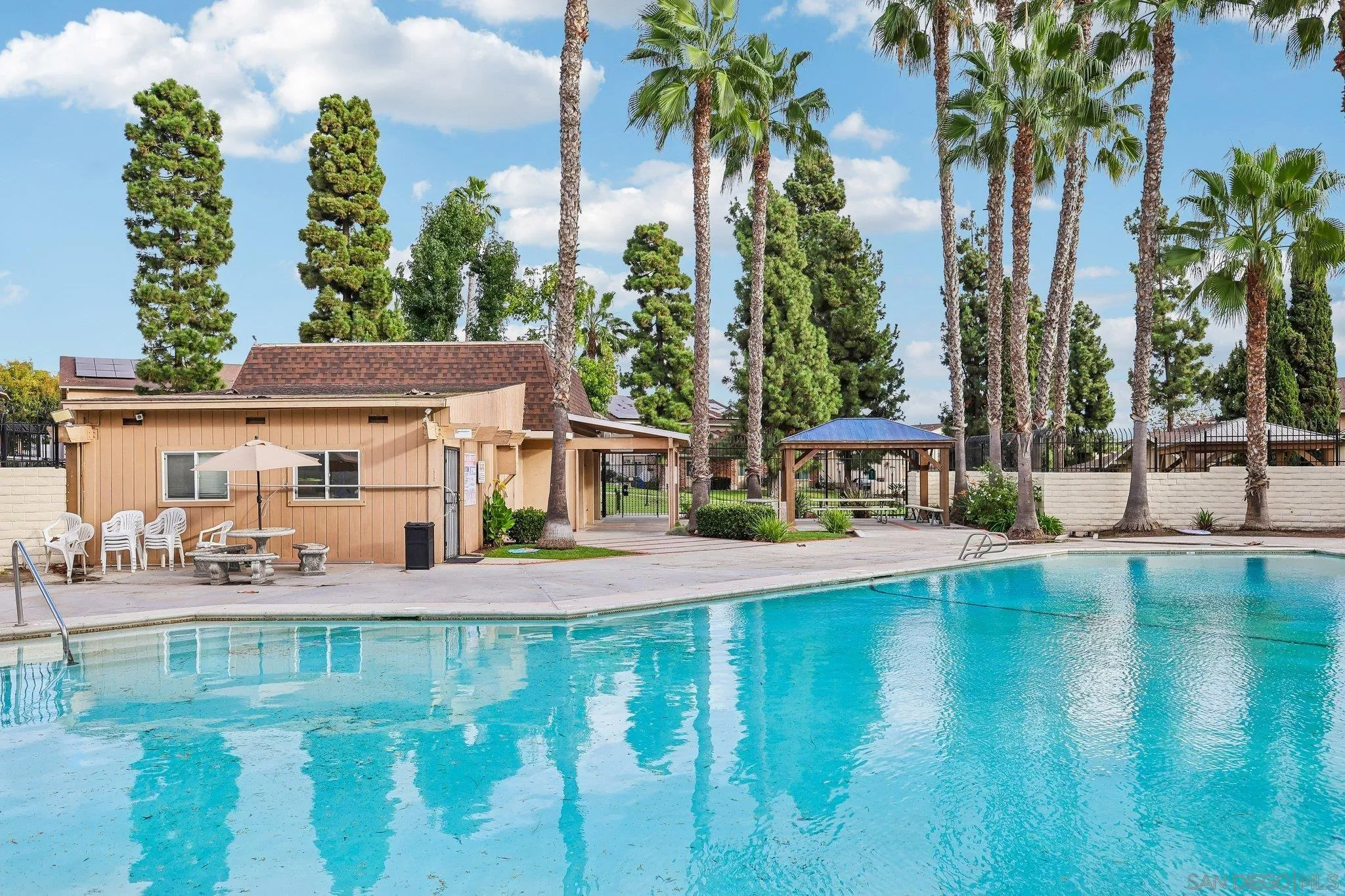 https://cdn.realtyfeed.com/cdn/127/260024793/69c309ad24f453ef1ac0eef40f2bf968.webp