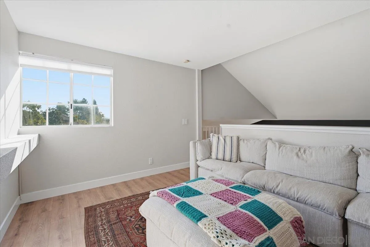 https://cdn.realtyfeed.com/cdn/127/260024794/6c765d7ca4921c5e3f74d7077b2cd204.webp